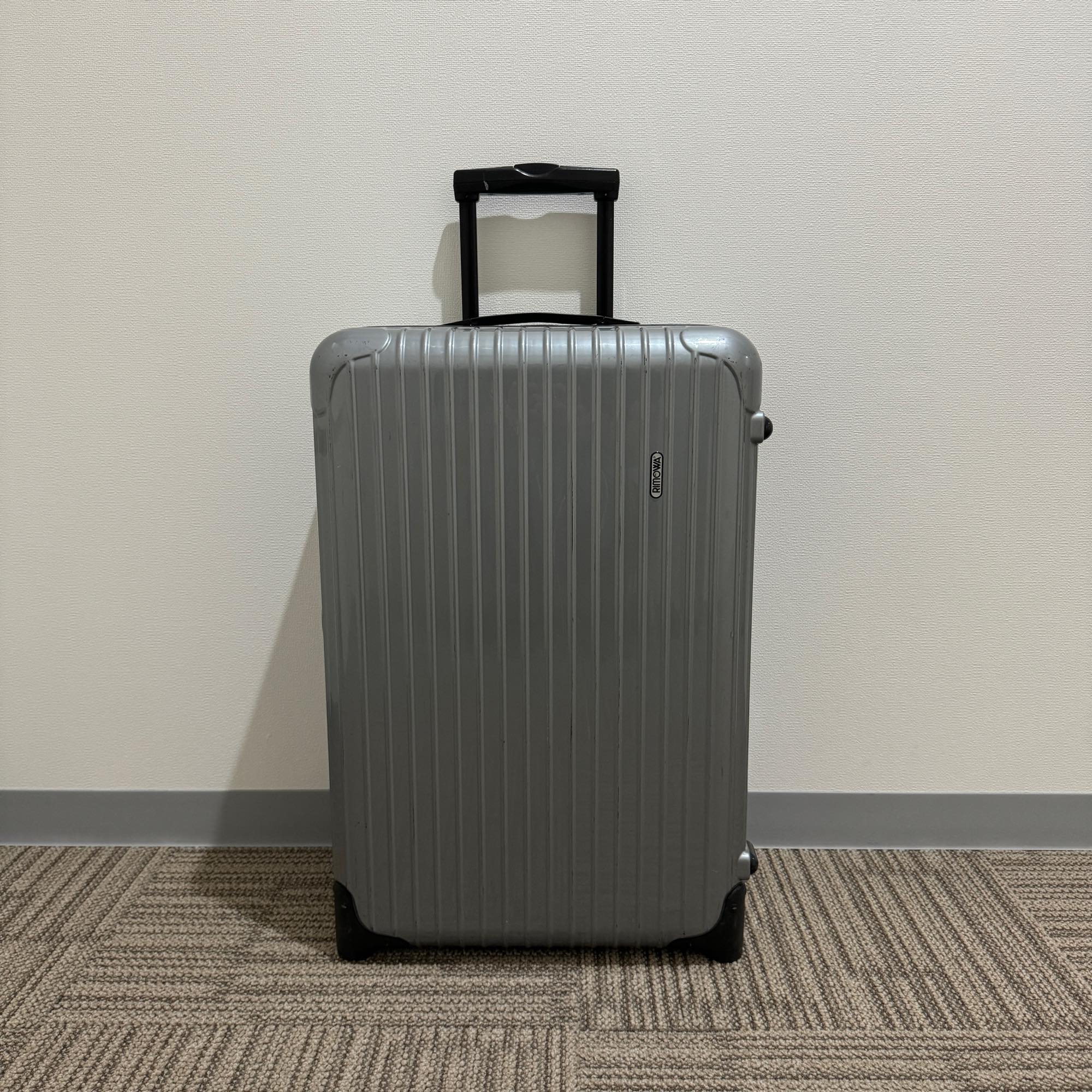 リモワ サルサ 中古商品 856.63-3 63リットル 2輪