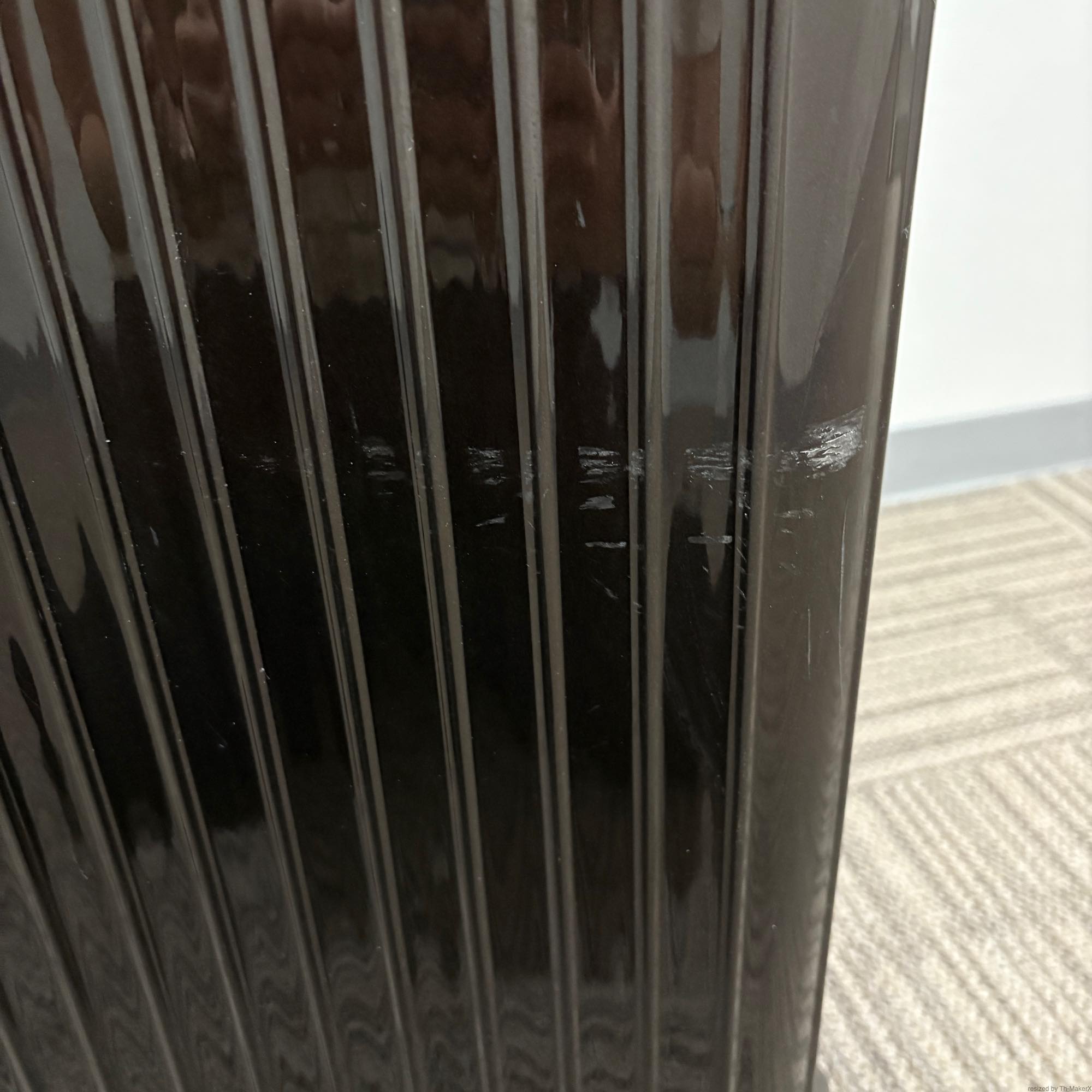 リモワ サルサデラックス 872.77-3 中古美品 104リットル 4輪