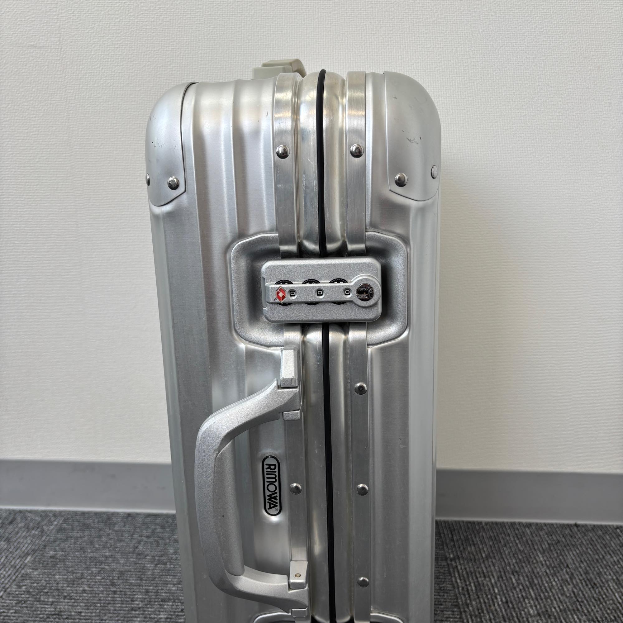 ルフトハンザ リモワ アルミニウム 919.52-3 中古美品 32リットル 2輪