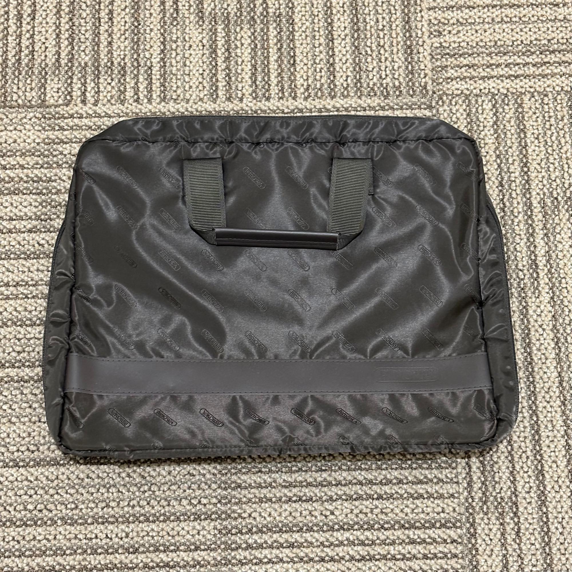 リモワ トパーズ チタニウム 920.40.03.2-3 中古美品 28リットル 2輪