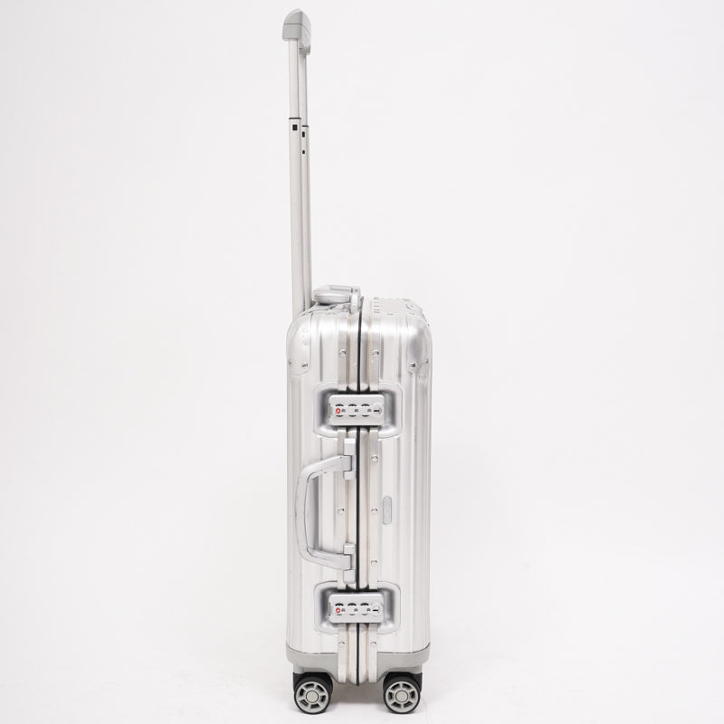 ルフトハンザ リモワ アルミニウム 中古商品 32リットル 4輪