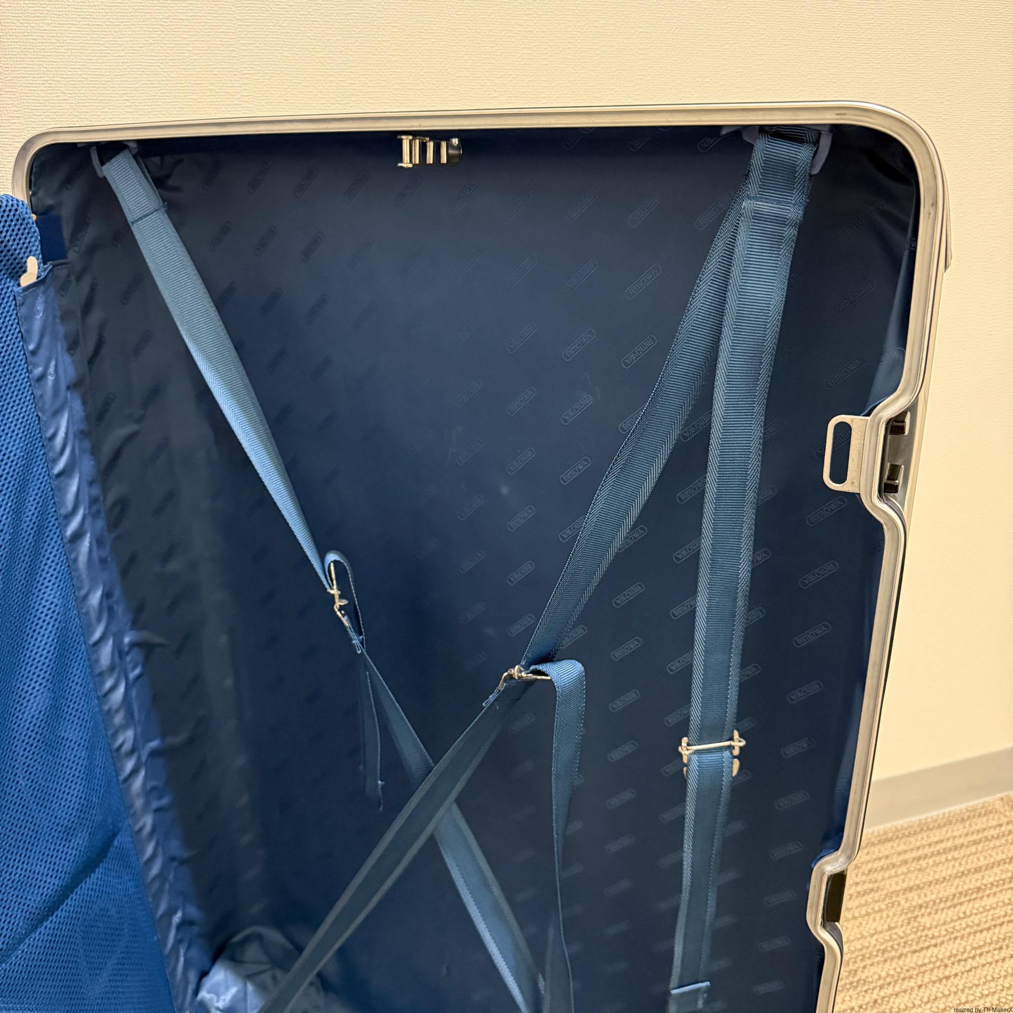 リモワ シルバーインテグラル 中古商品 U923.77-3 104リットル 4輪