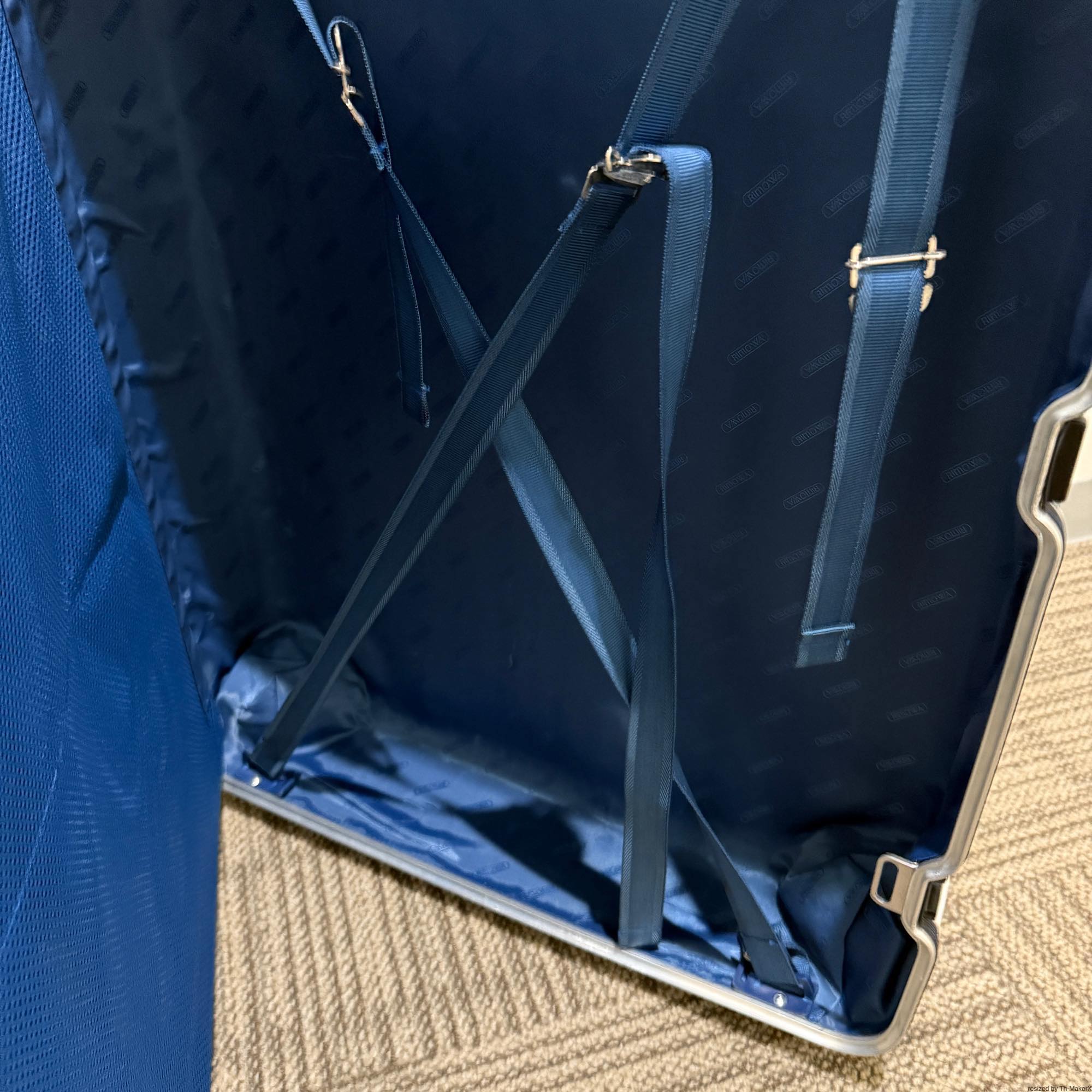 リモワ シルバーインテグラル 中古商品 U923.77-3 104リットル 4輪