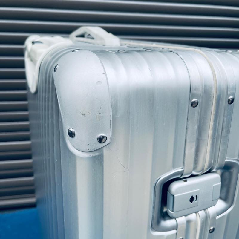 リモワ トパーズ 中古商品 932.77-3 104リットル 4輪