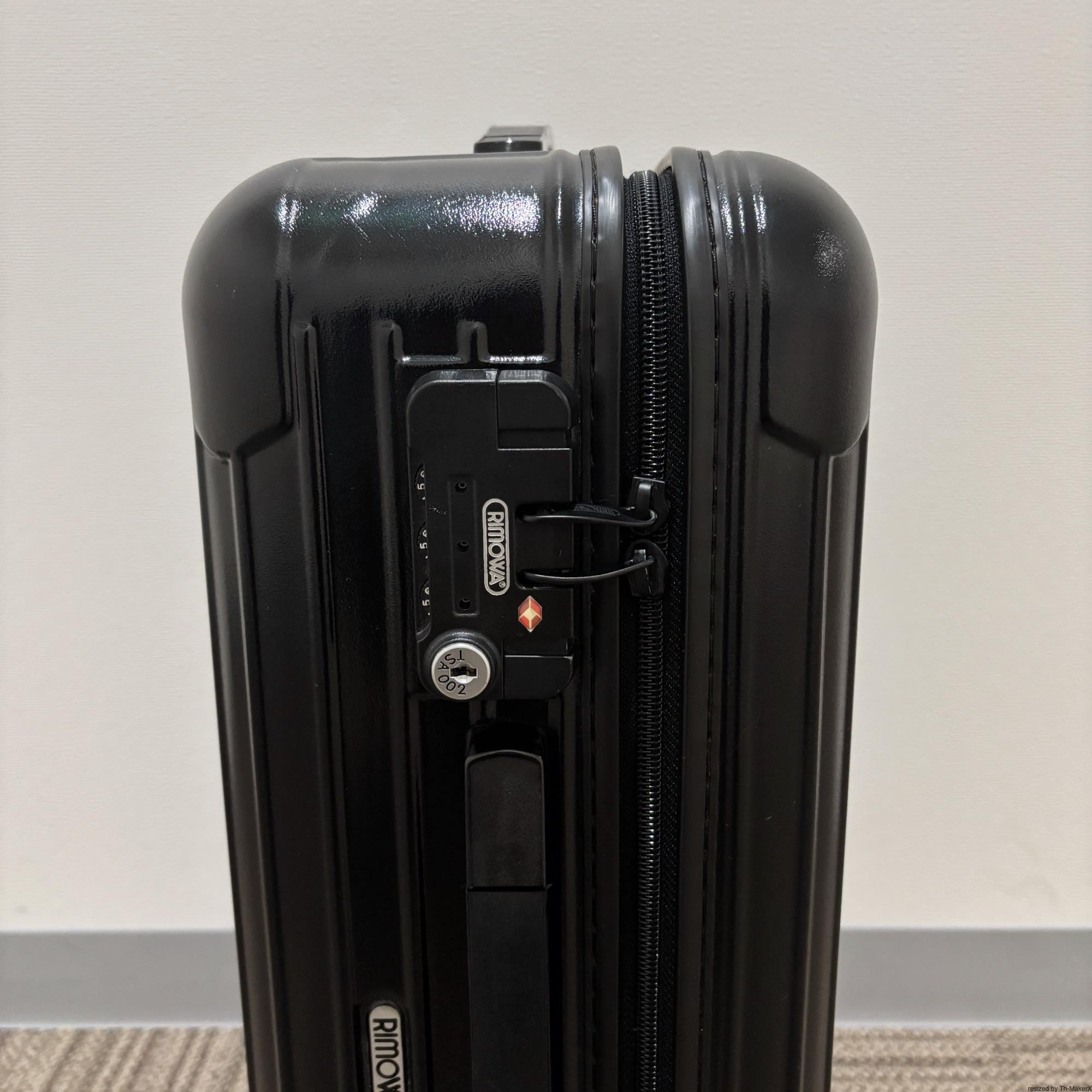 リモワ エッセンシャル(サルサ) 851.52-31 32リットル 中古美品 2輪