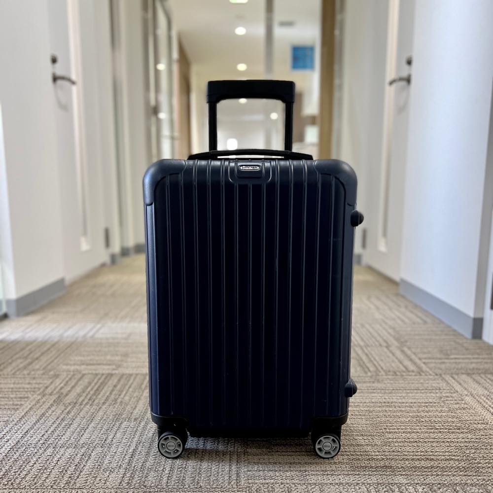 リモワ サルサ 810.52-3 33リットル 中古美品 4輪