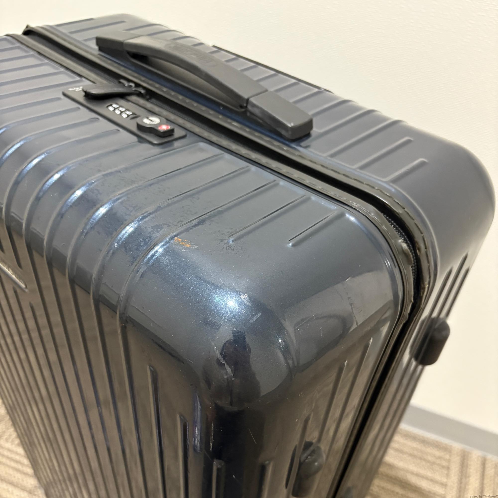 リモワ サルサ エアー 820.70.25.4-4 中古美品 80リットル 4輪