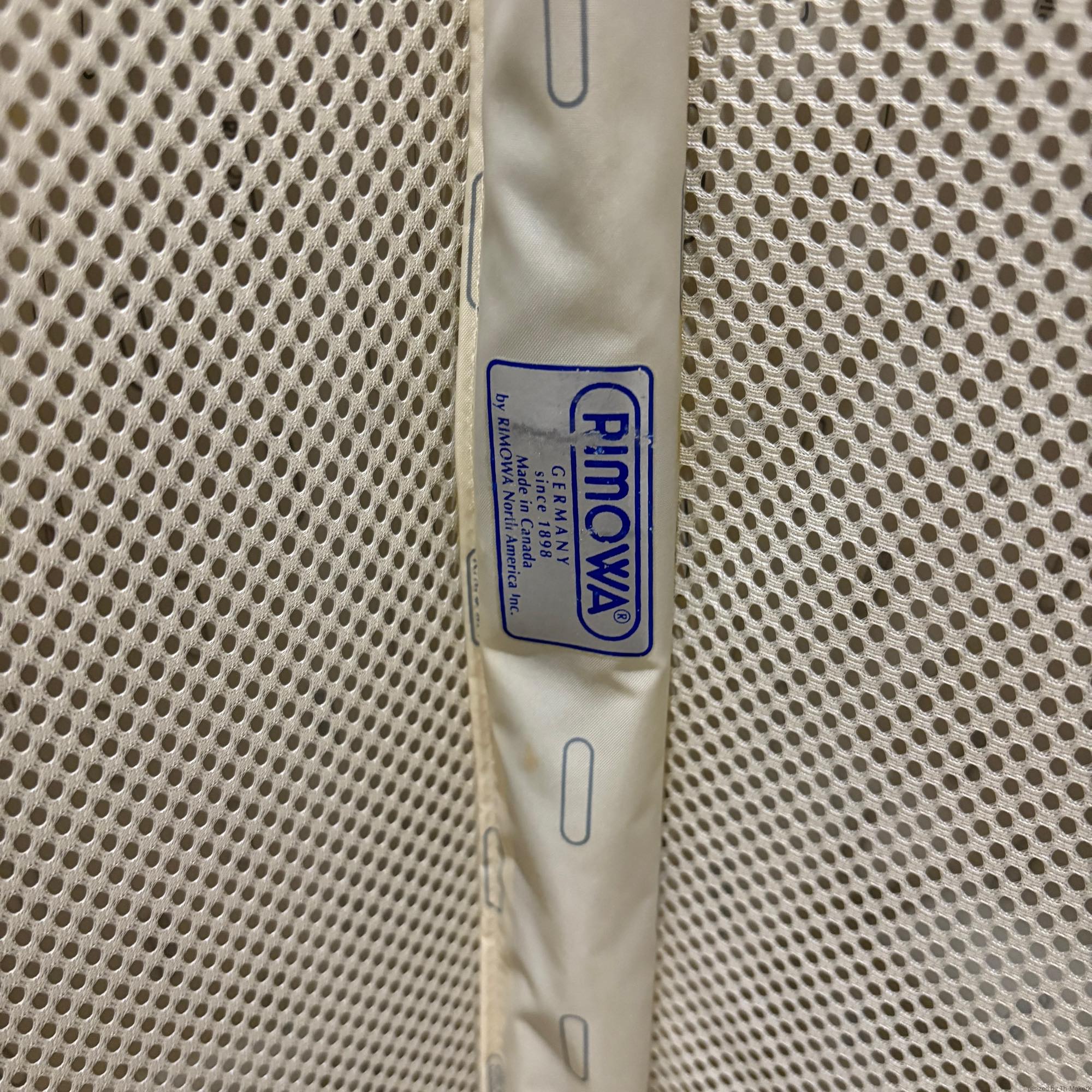 リモワ サルサ エアー 820.70.25.4-4 中古美品 80リットル 4輪