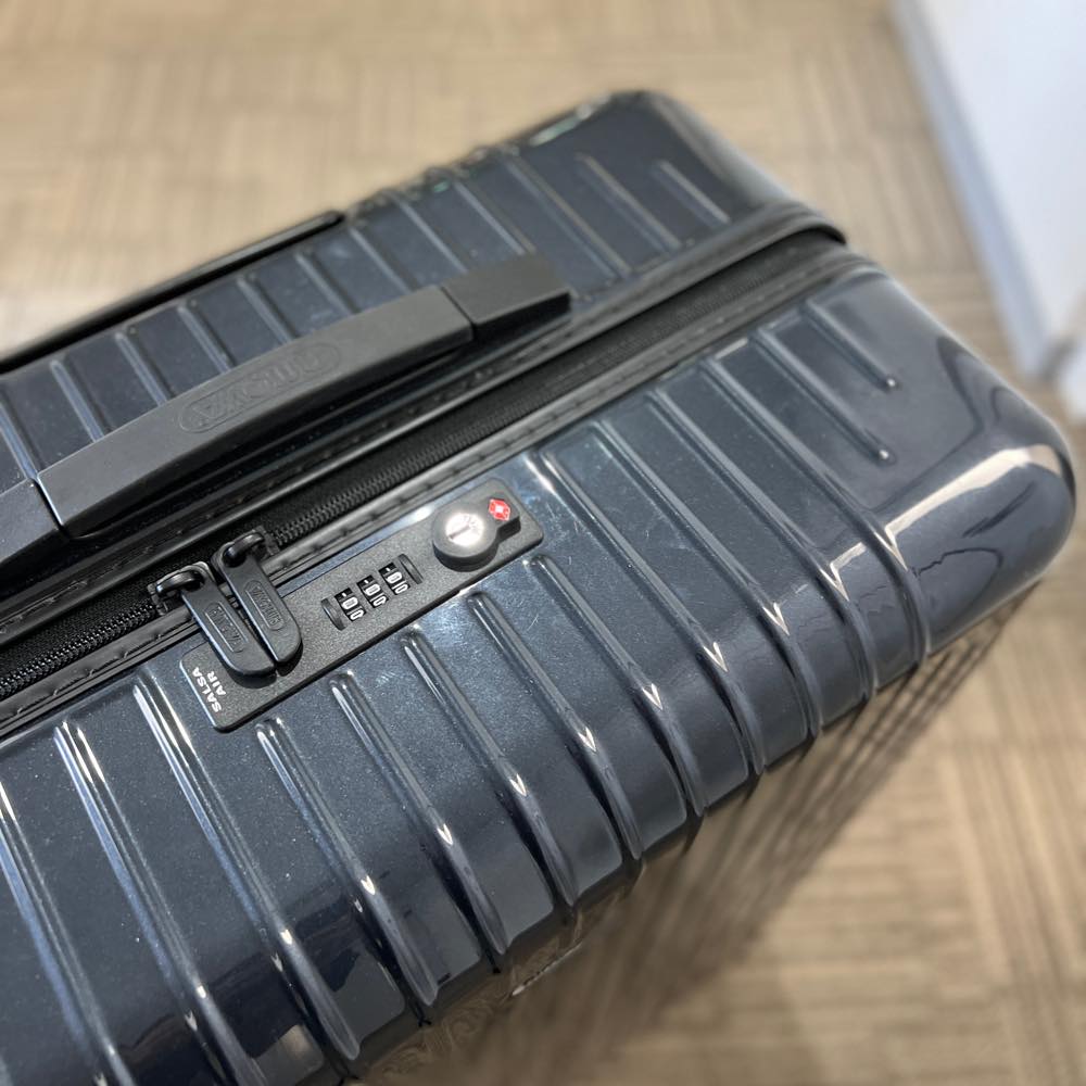 リモワ サルサ エアー 中古美品 820.73-4 91リットル 4輪
