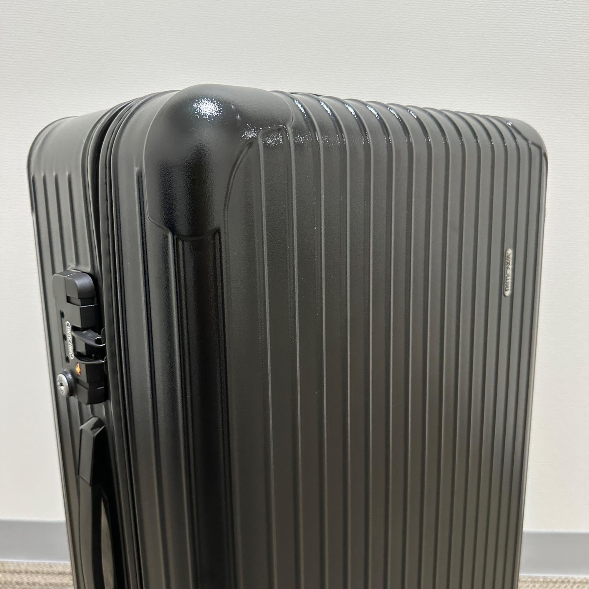 リモワ サルサ 851.63-4 中古美品 63リットル 2輪