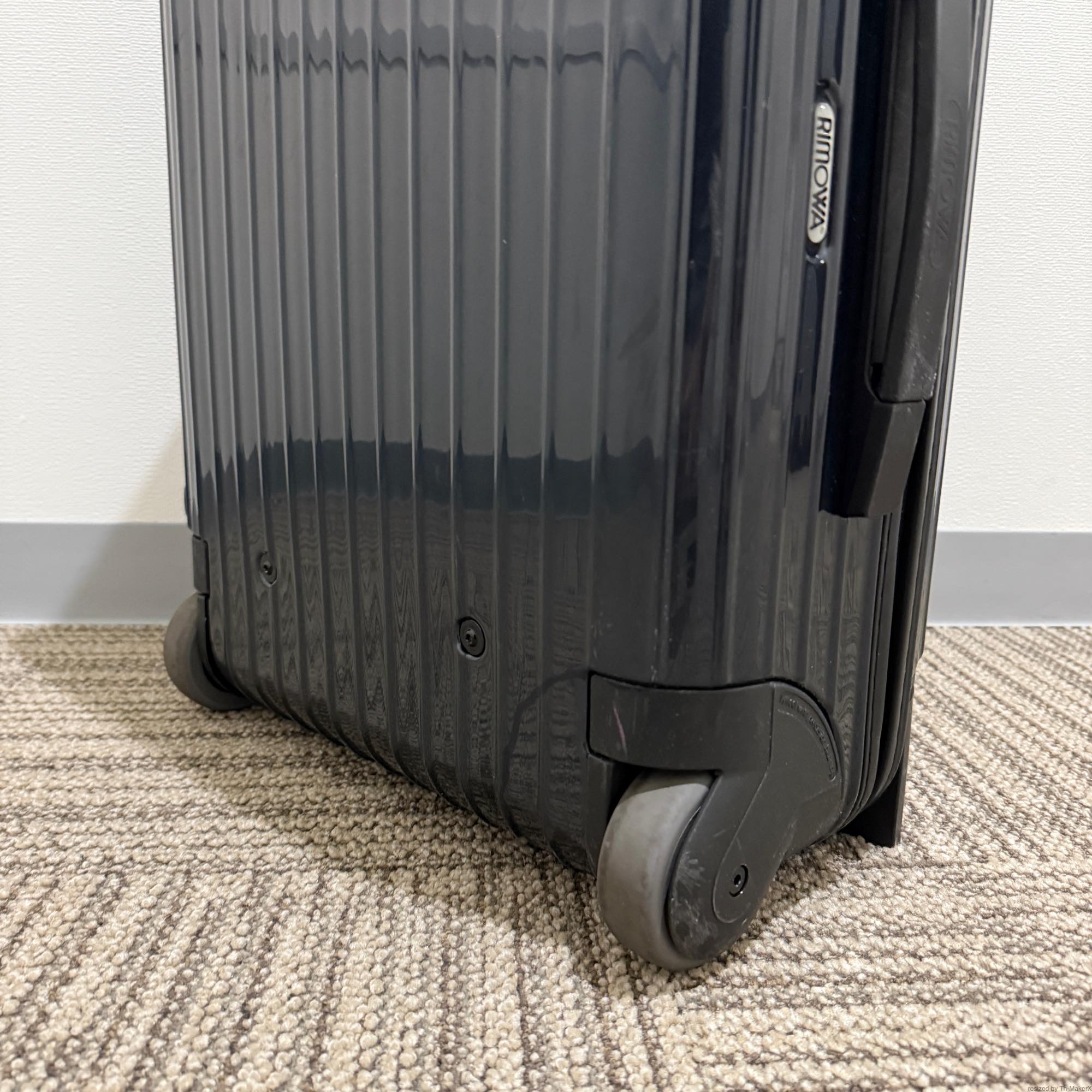 リモワ サルサ 中古美品 857.52-4 35リットル 2輪