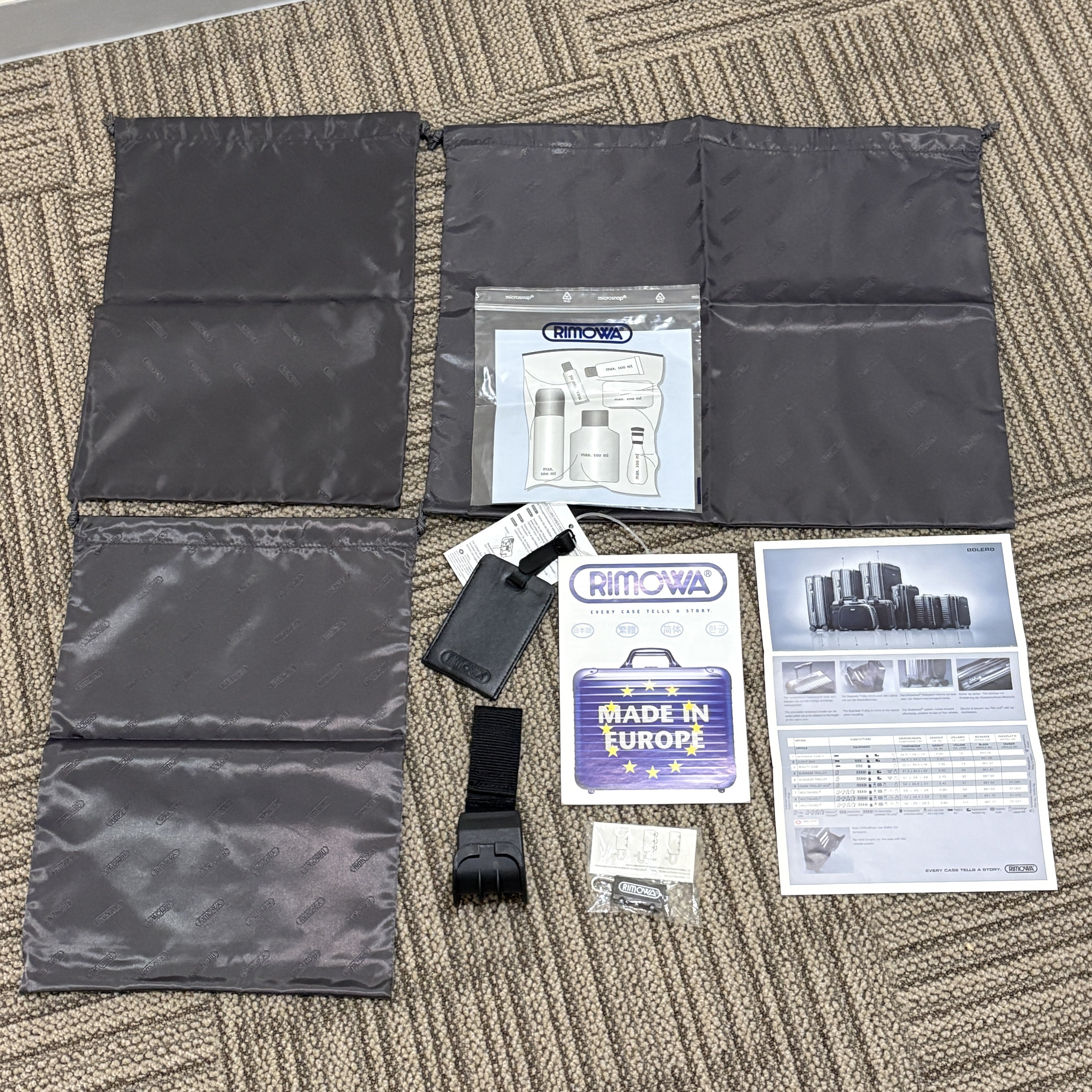 リモワ ボレロ(エッセンシャルスリーブ) 中古美品 861.52-4 37リットル 2輪