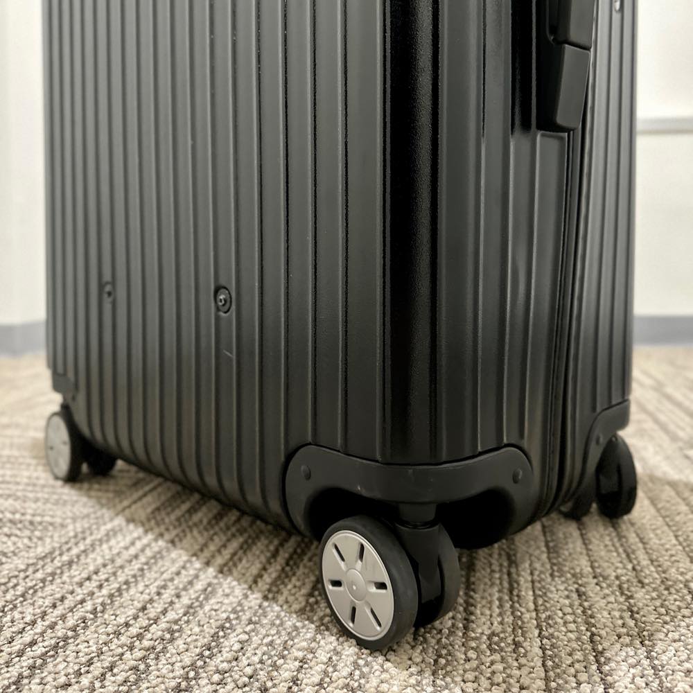 リモワ サルサ 中古美品 871.70-4 82リットル 4輪