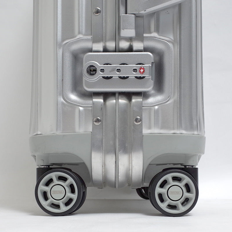リモワ トパーズ 923.52-4 中古商品 32リットル 4輪