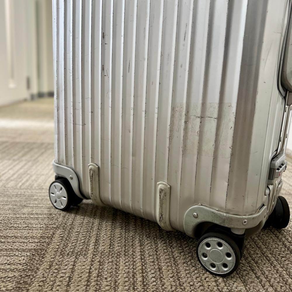 リモワ トパーズ 932.63-4 中古商品 64リットル 4輪