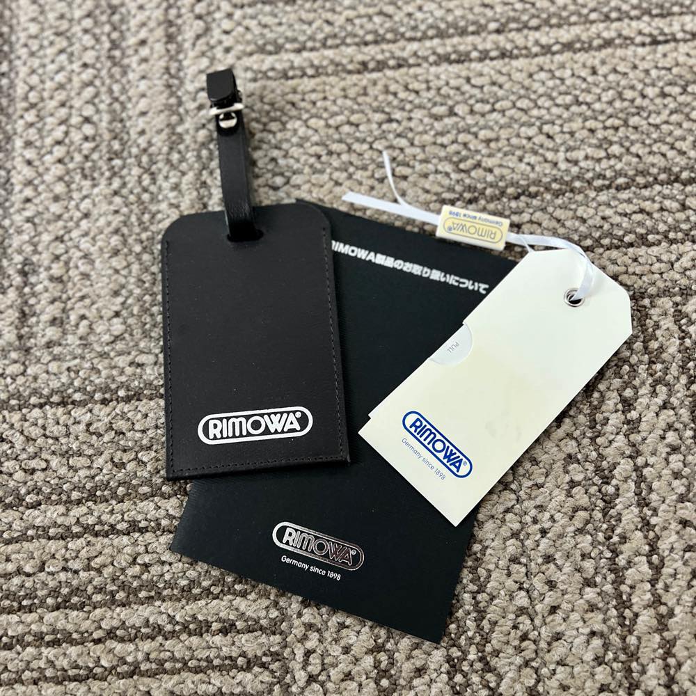 リモワ クラシックフライト 中古美品 971.52-4 33リットル 4輪