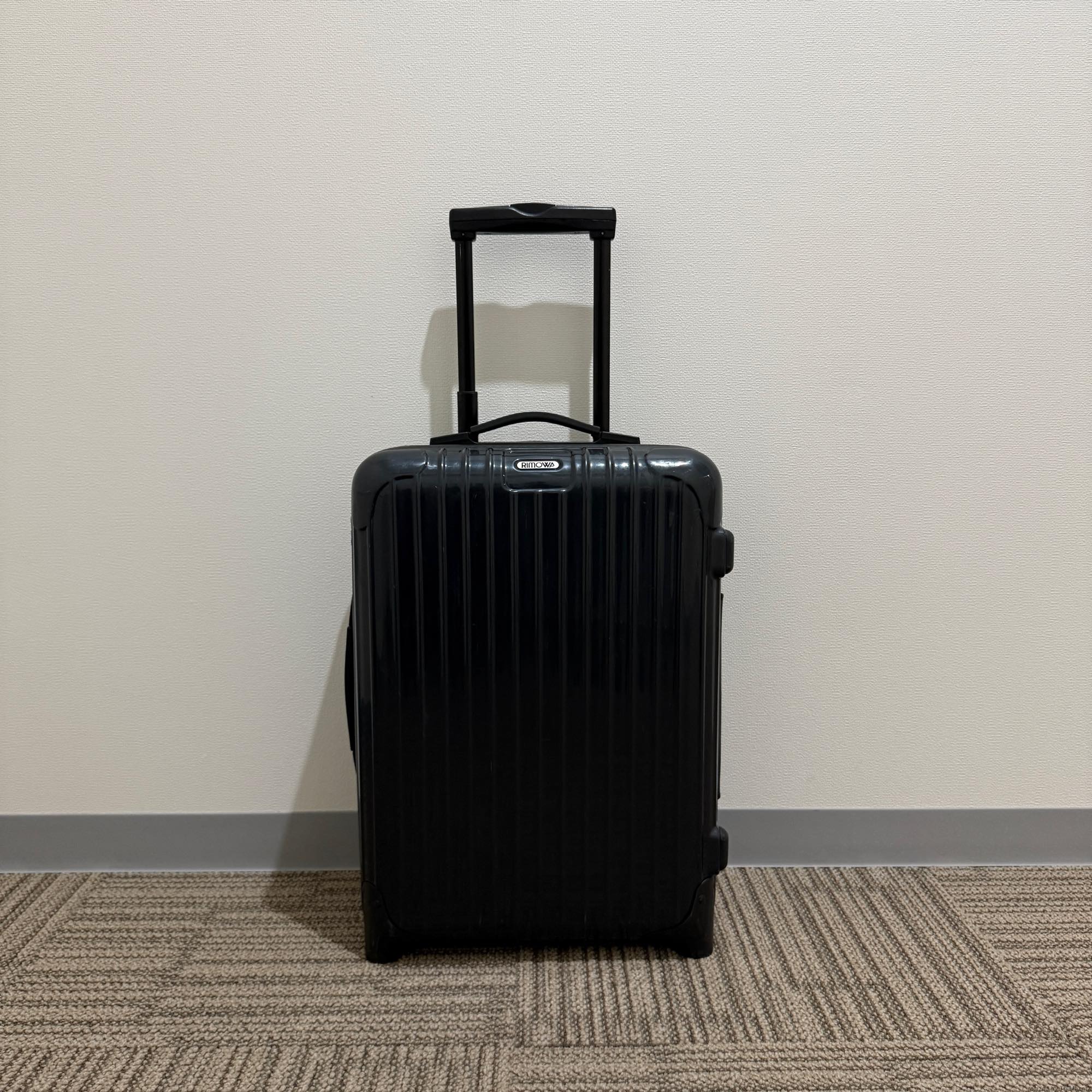 リモワ サルサ 中古美品 857.52-5 35リットル 2輪