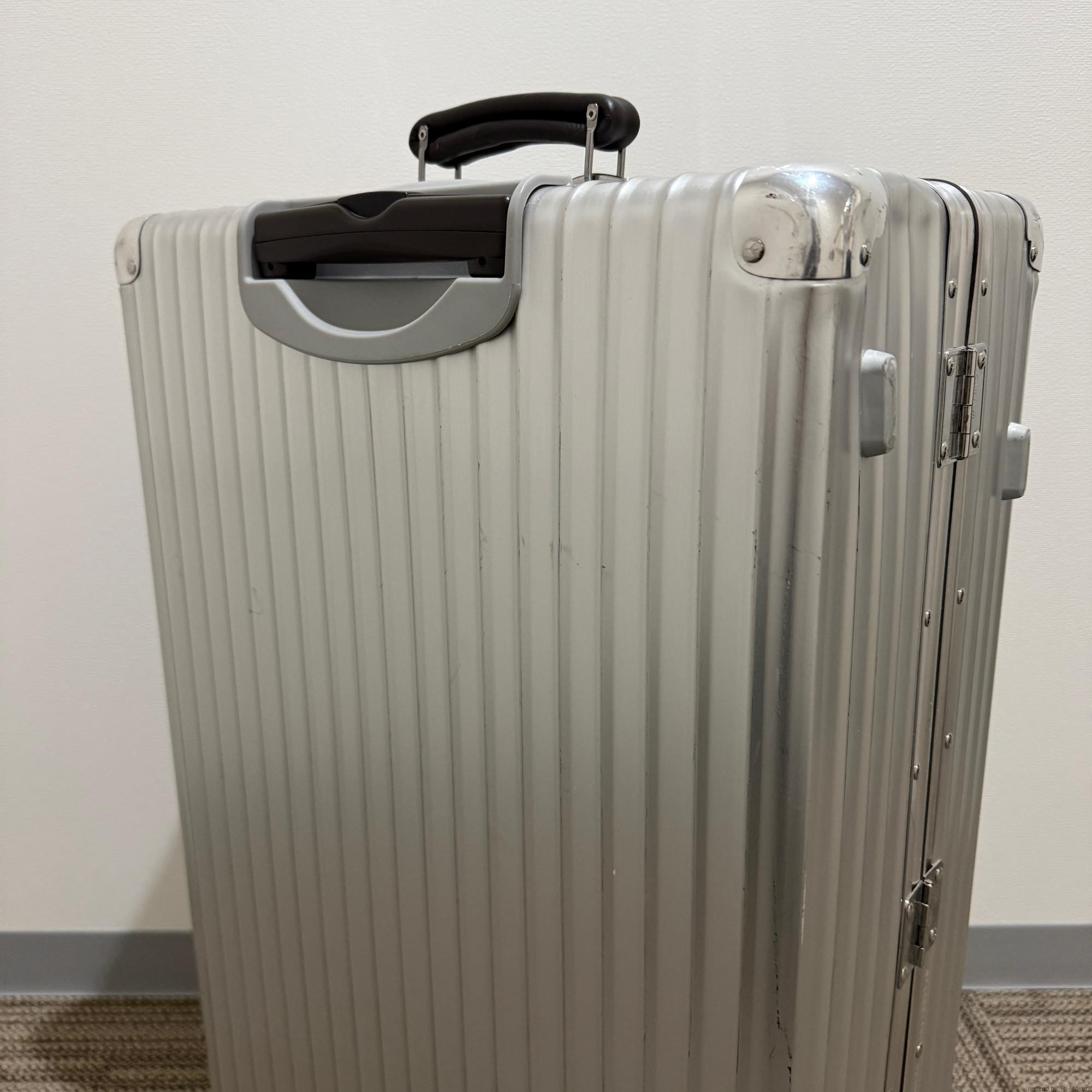 リモワ ルフトハンザ クラシックフライト 中古美品 84L 4輪