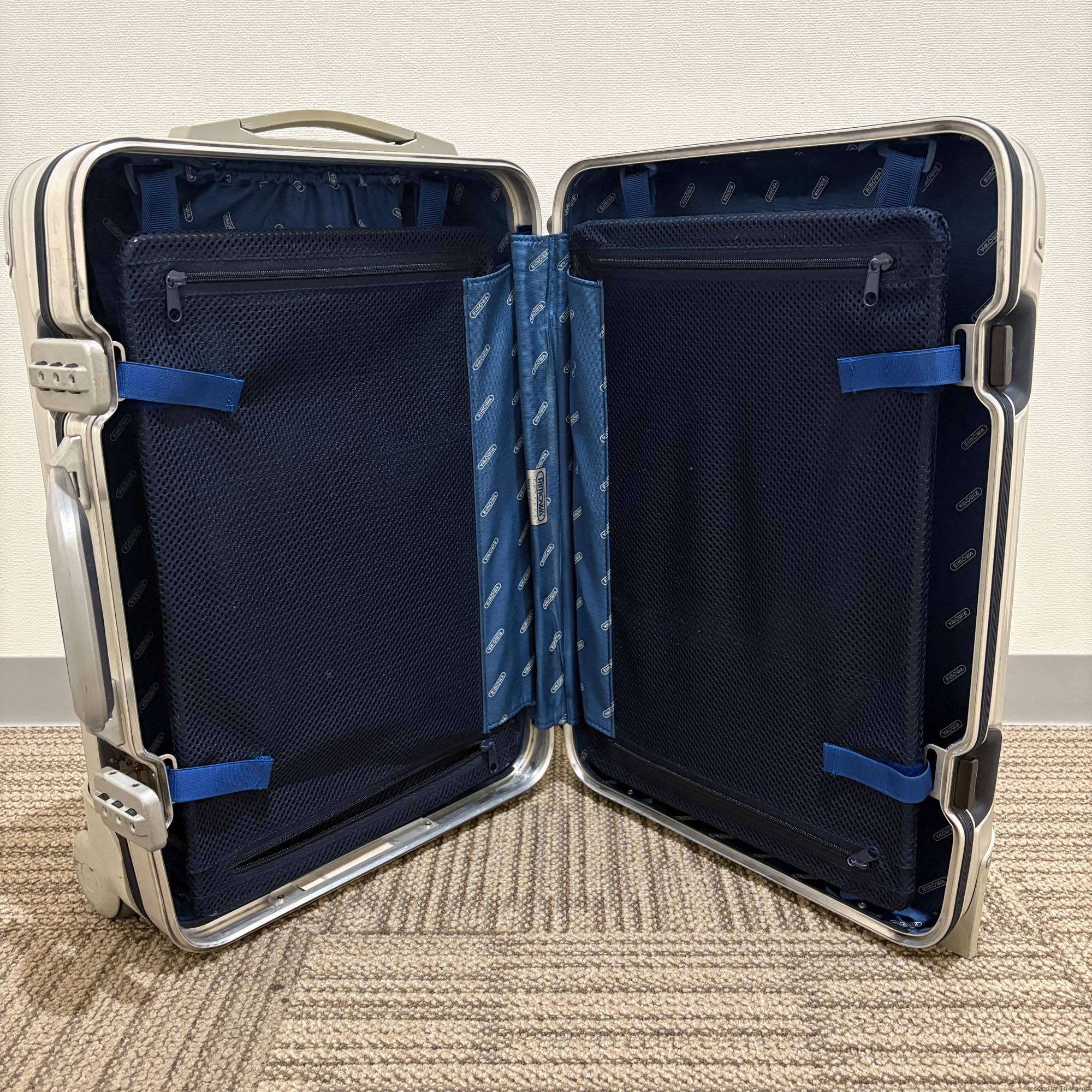 リモワ シルバーインテグラル 925.52-5 35リットル 中古商品 2輪