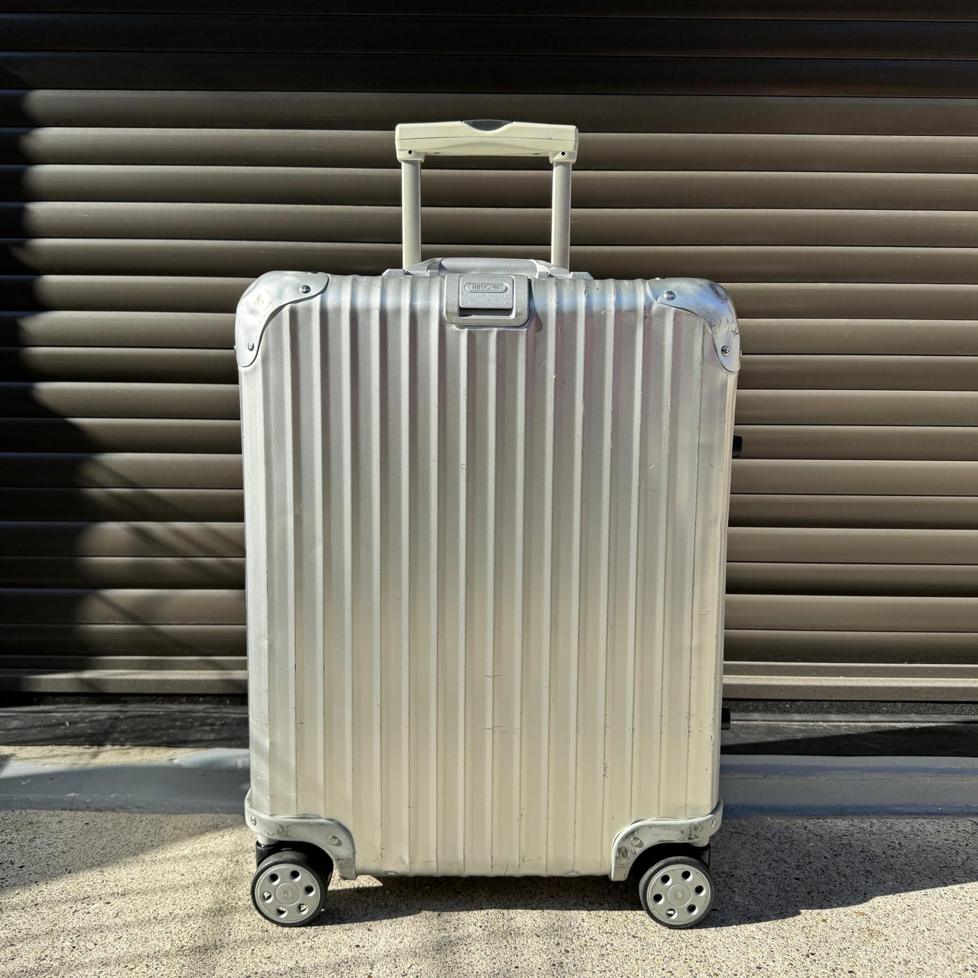 リモワ トパーズ 932.56-5 中古美品 45リットル 4輪