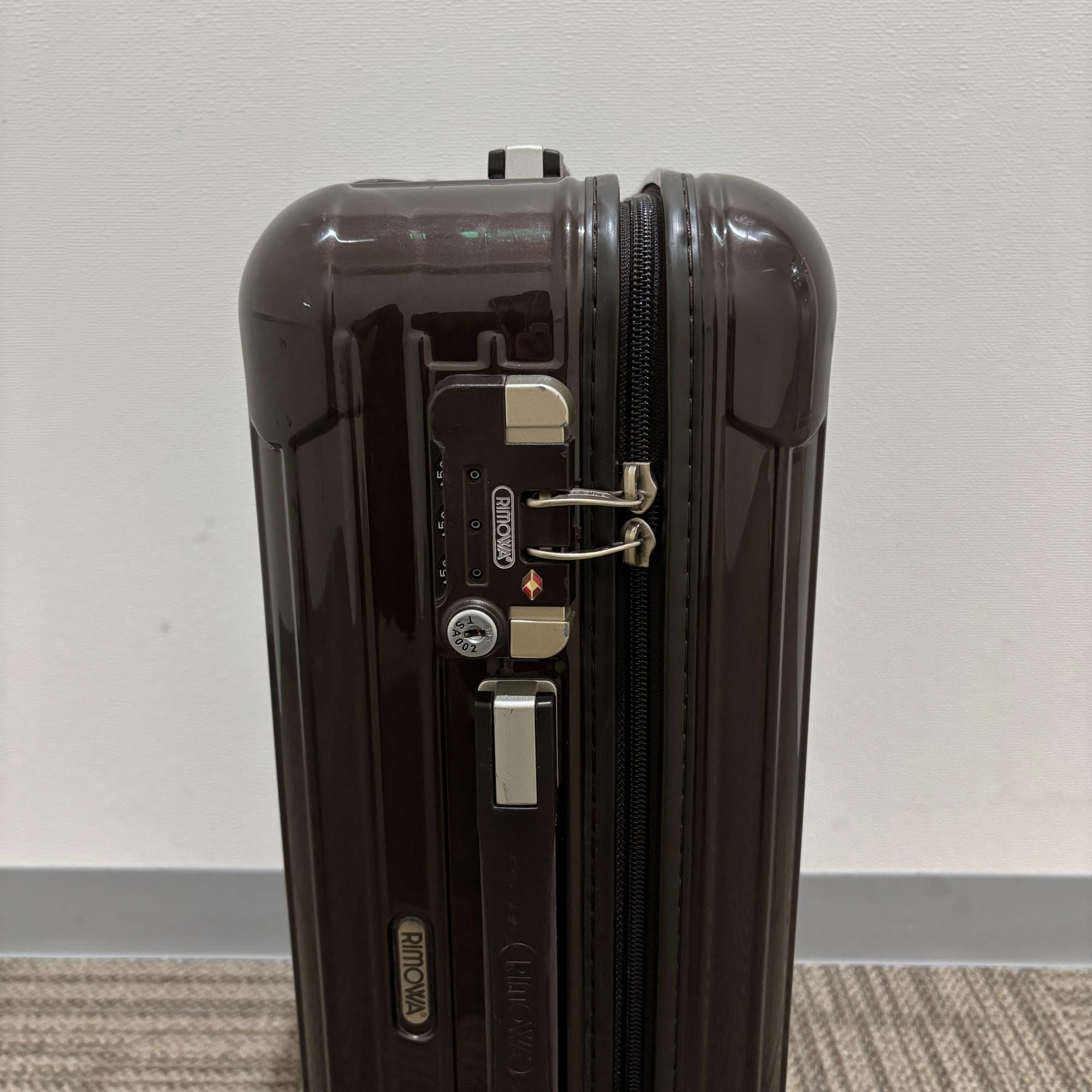 リモワ エッセンシャル (サルサデラックス) 852.52-6 33リットル 中古美品 2輪