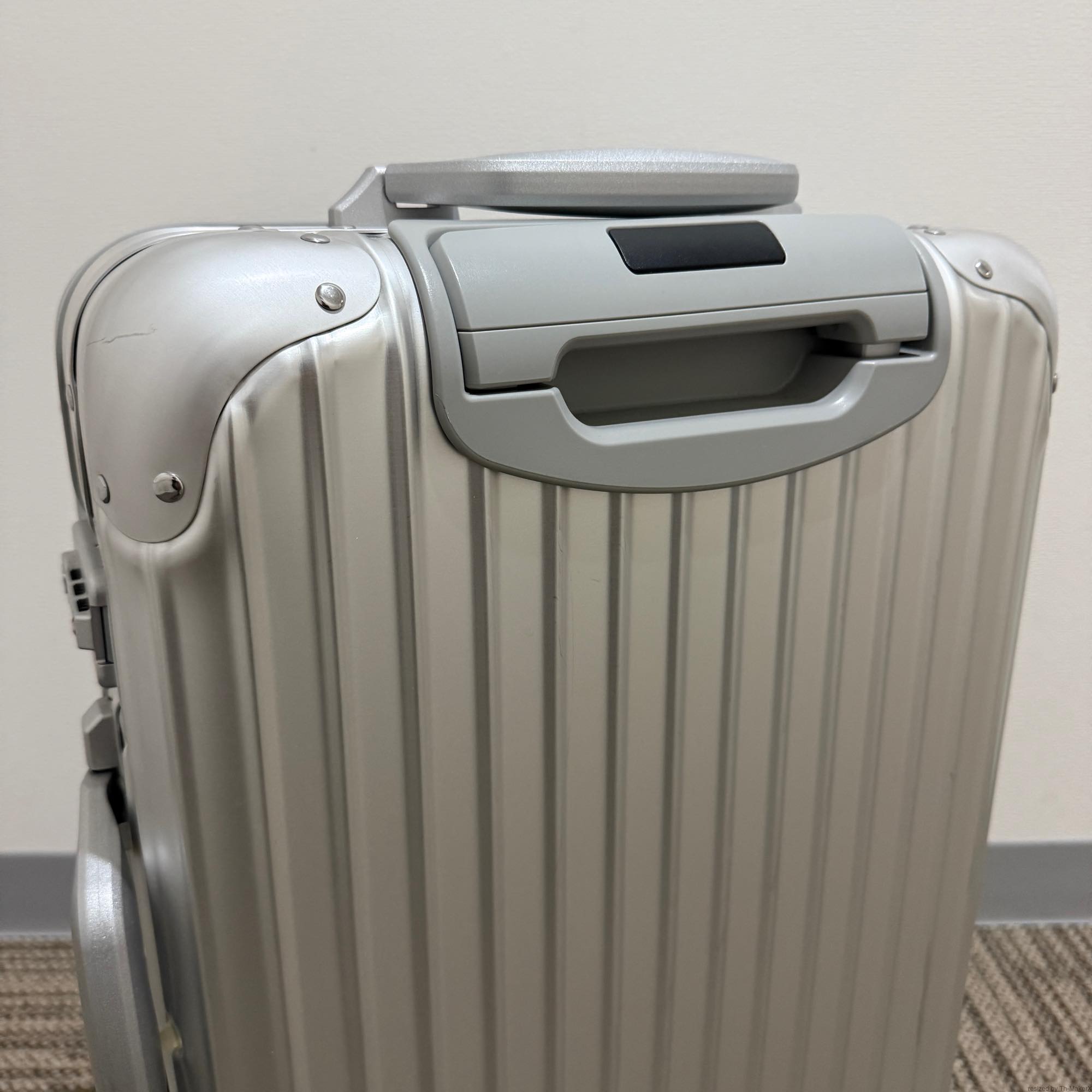 リモワ トパーズ 923.52-6 中古美品 32リットル 4輪