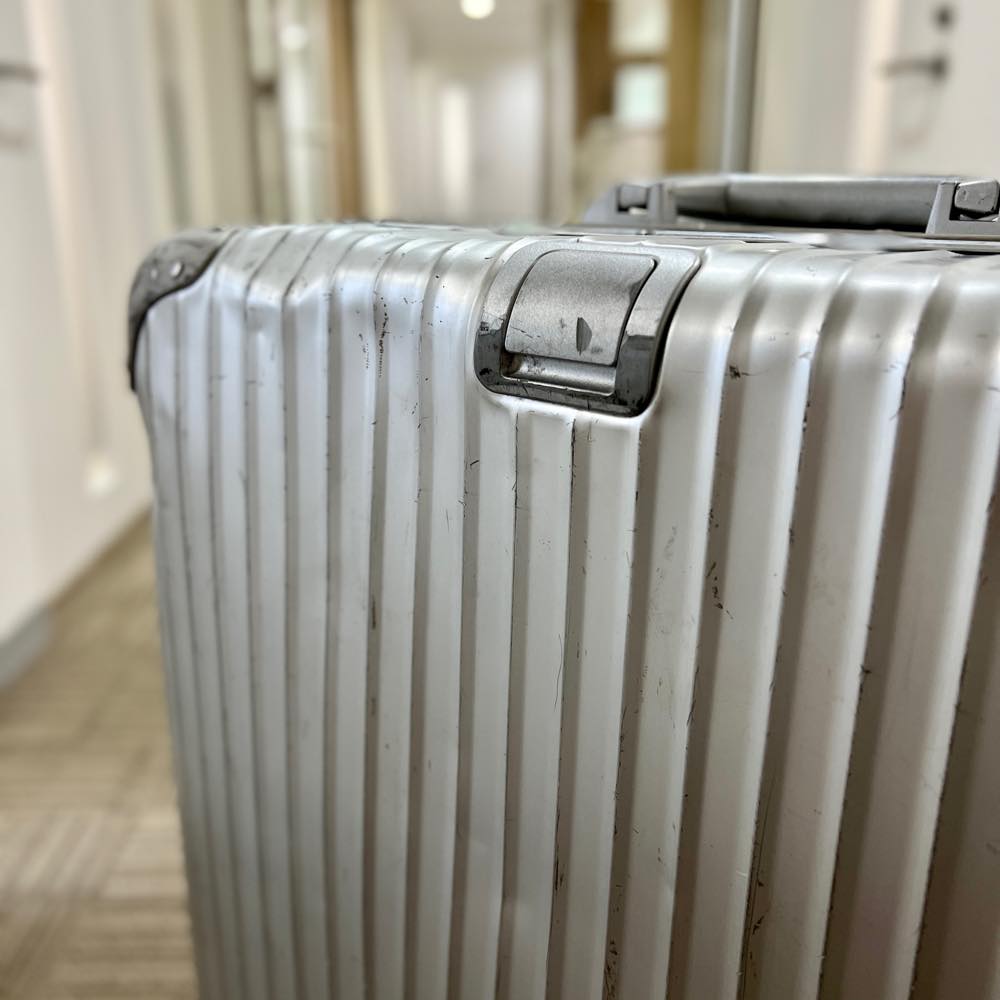 リモワ トパーズ 中古商品 932.77-6 104リットル 4輪