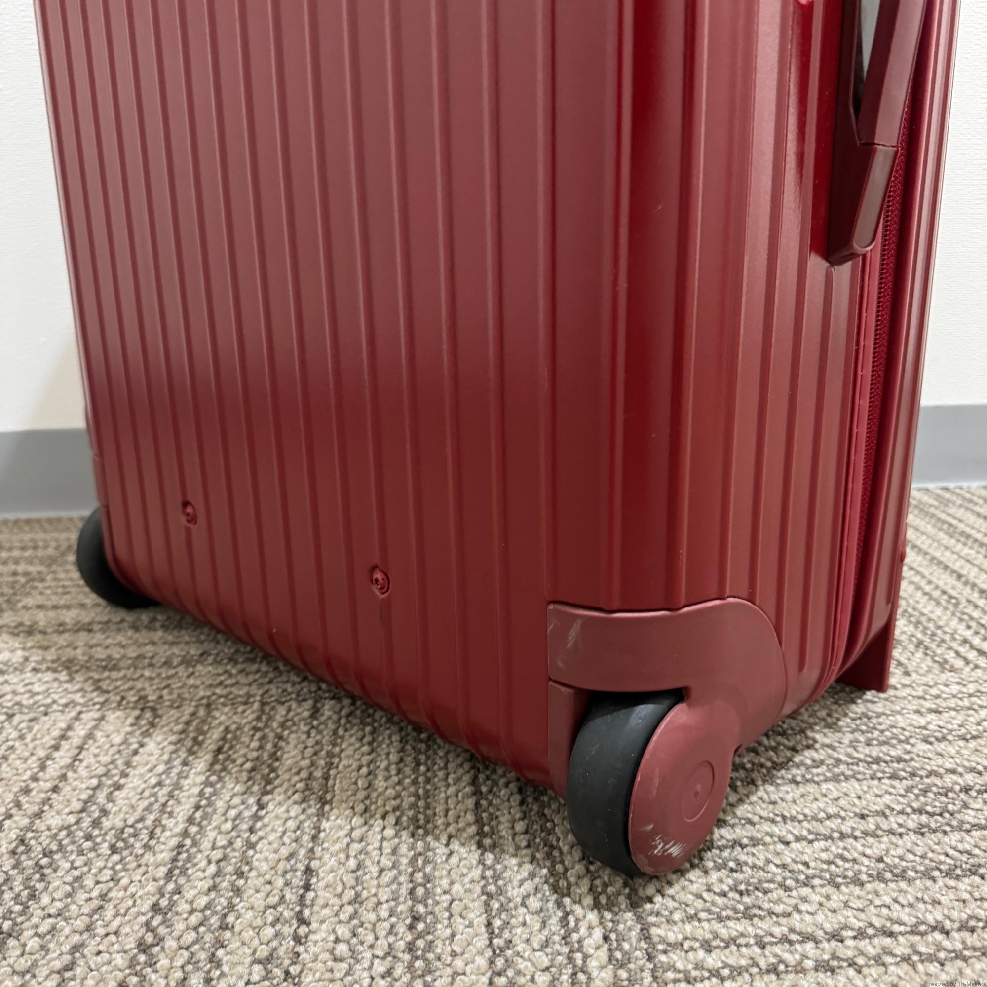 リモワ サルサ 855.63-7 中古美品 63リットル 2輪