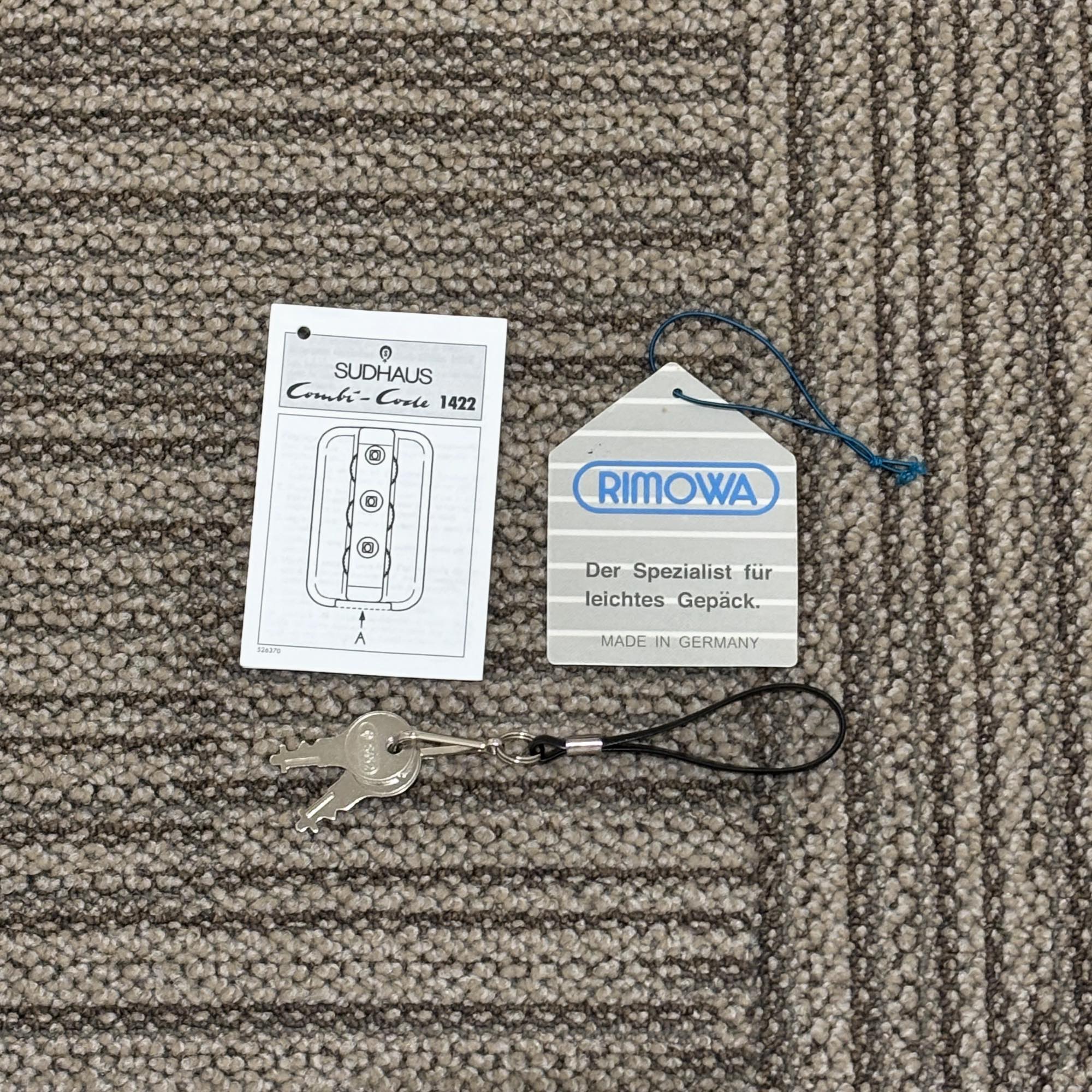 リモワ オリジナル(トパーズ) 932.70-7 82リットル 中古商品 4輪