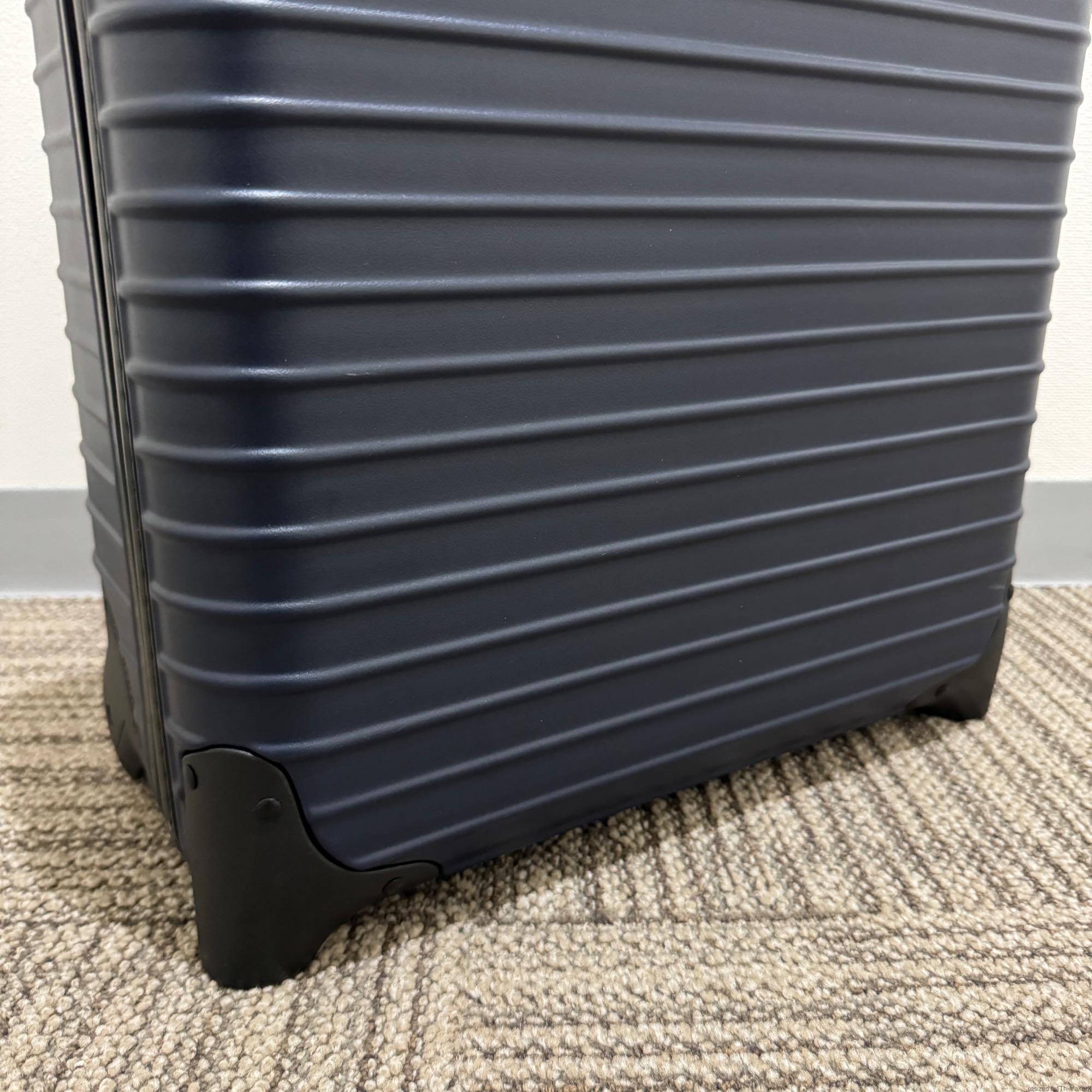リモワ サルサ 810.40-8 25リットル 中古美品 2輪