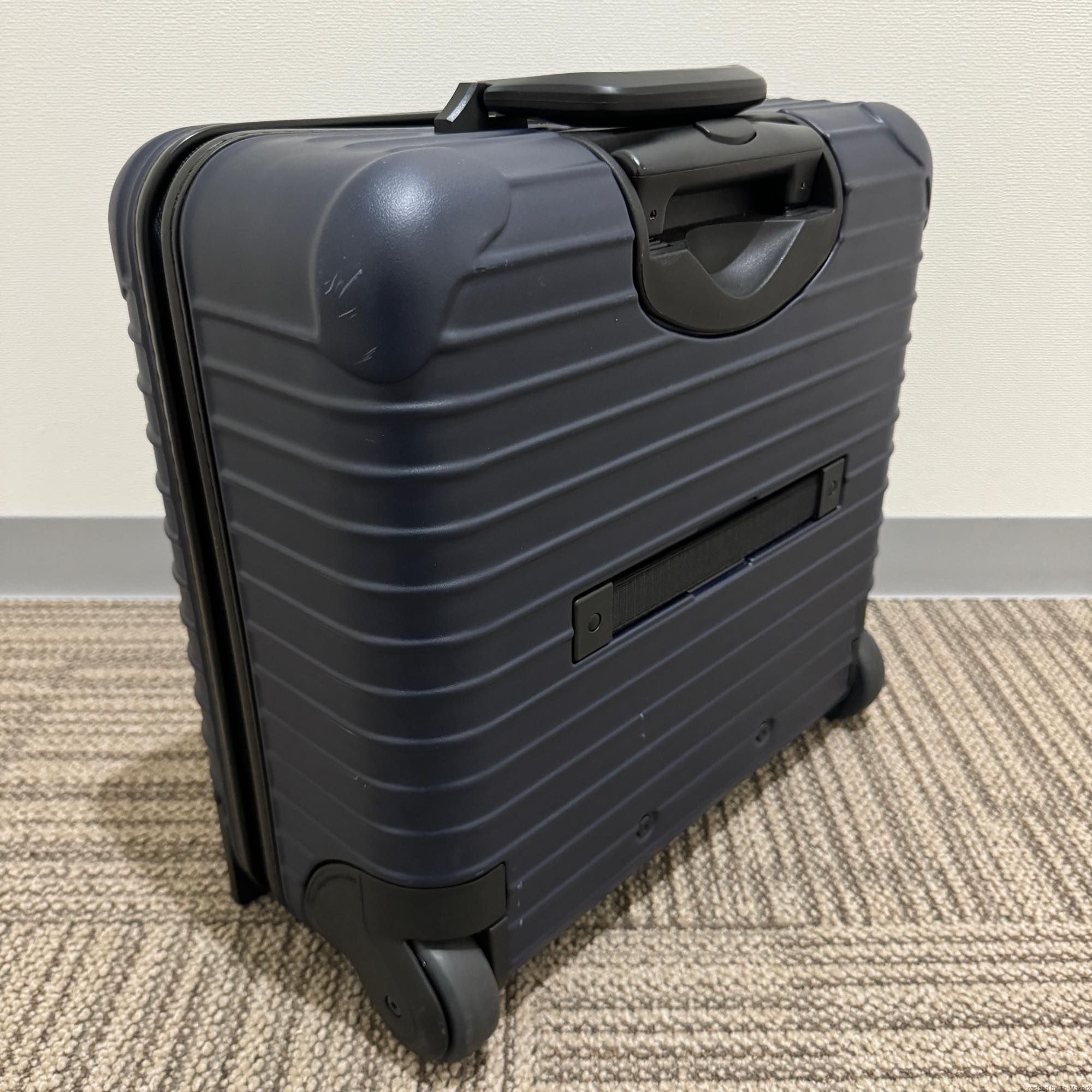 リモワ サルサ 810.40-8 25リットル 中古美品 2輪