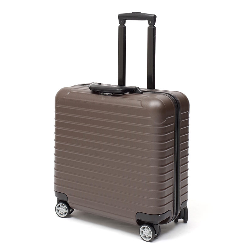 リモワ サルサ 中古美品 810.40.38.4 27リットル 4輪