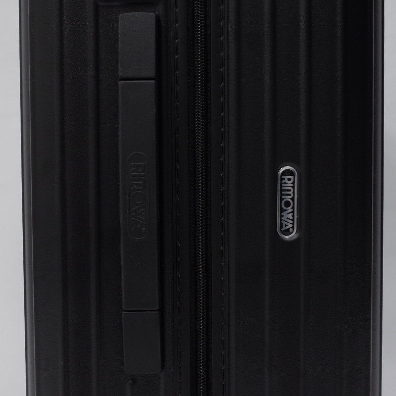 リモワ サルサ 810.53-2 37リットル 中古美品 4輪