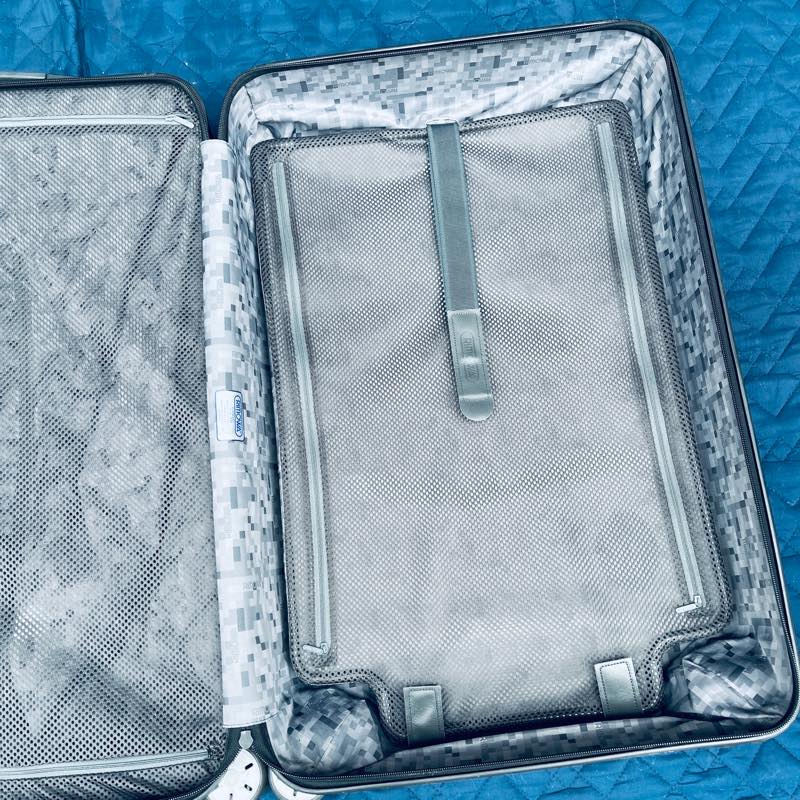 リモワ サルサ 810.70 78リットル 中古商品 4輪