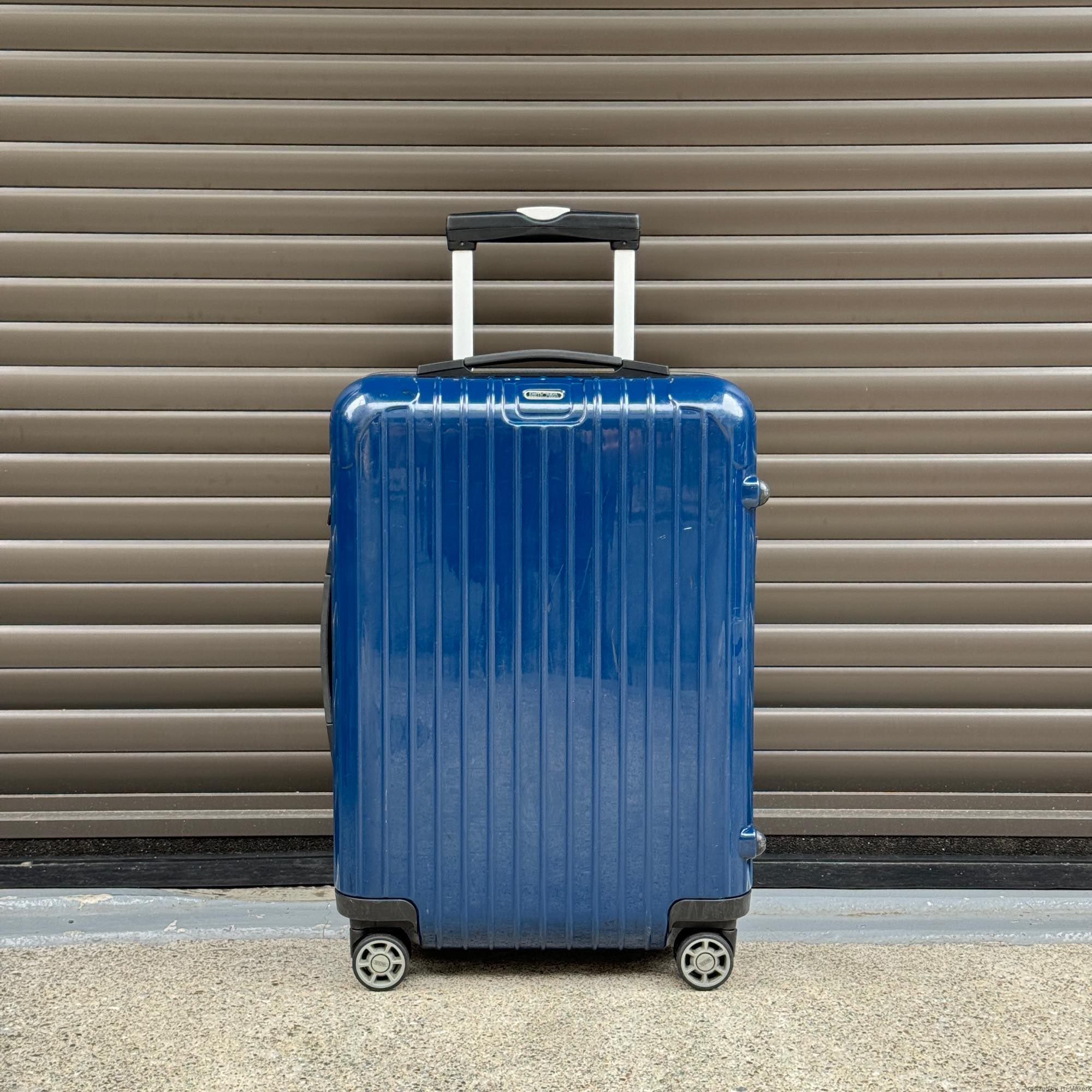 リモワ サルサ 810.90 中古商品 23リットル 2輪