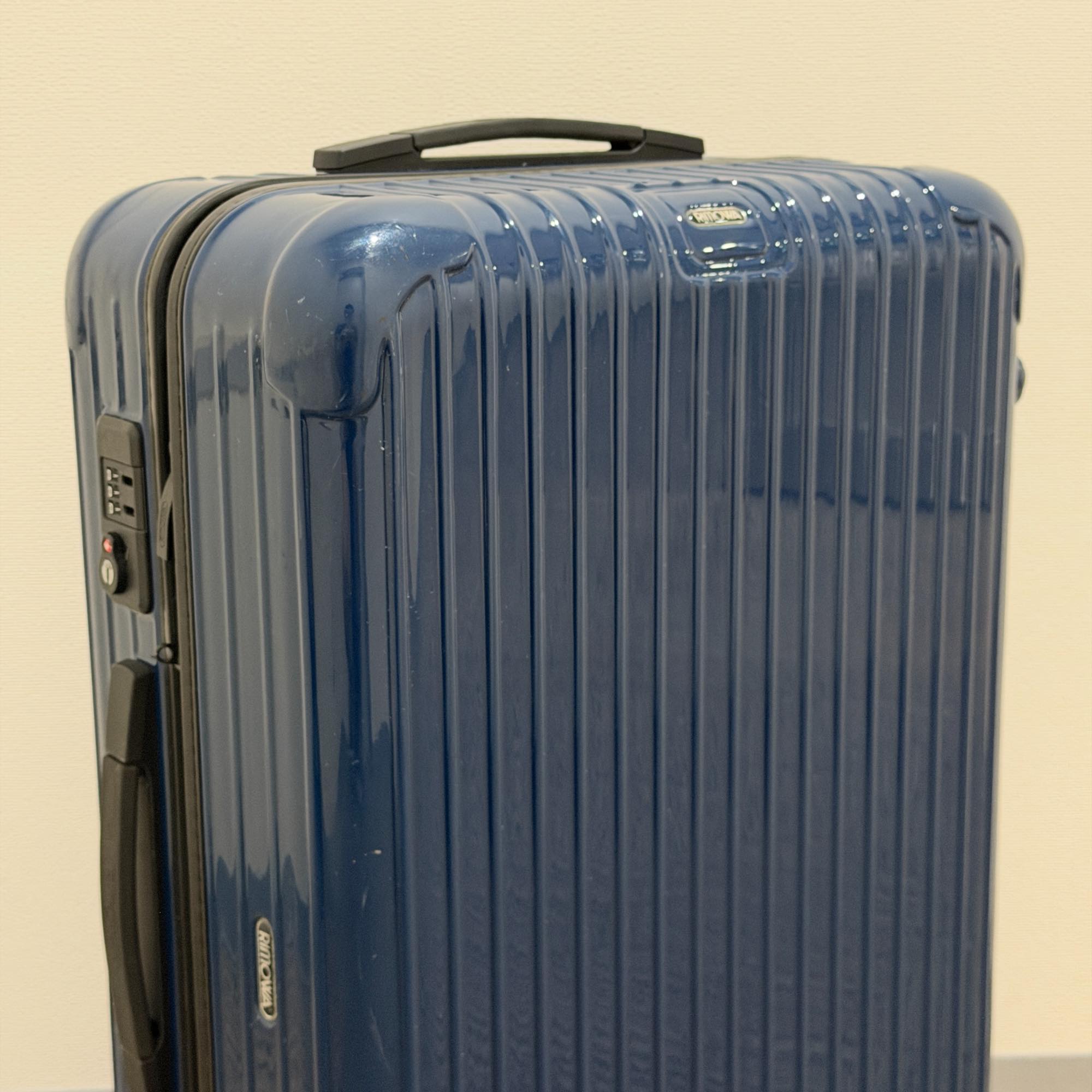 リモワ ユナイテッドアローズ限定 サルサ 810.90.52.8 中古美品 61リットル 4輪