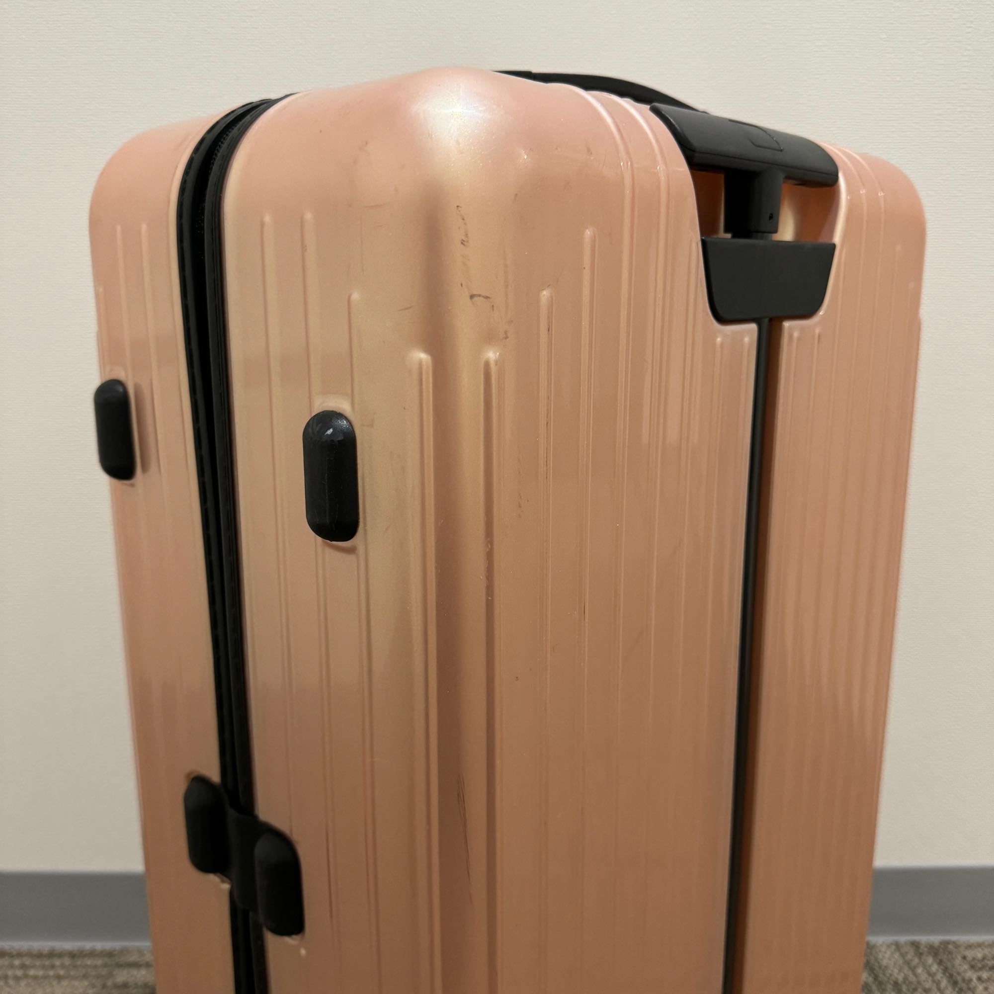 リモワ アメリカ限定サルサエアー 820.90.15.6 中古美品 65リットル 4輪