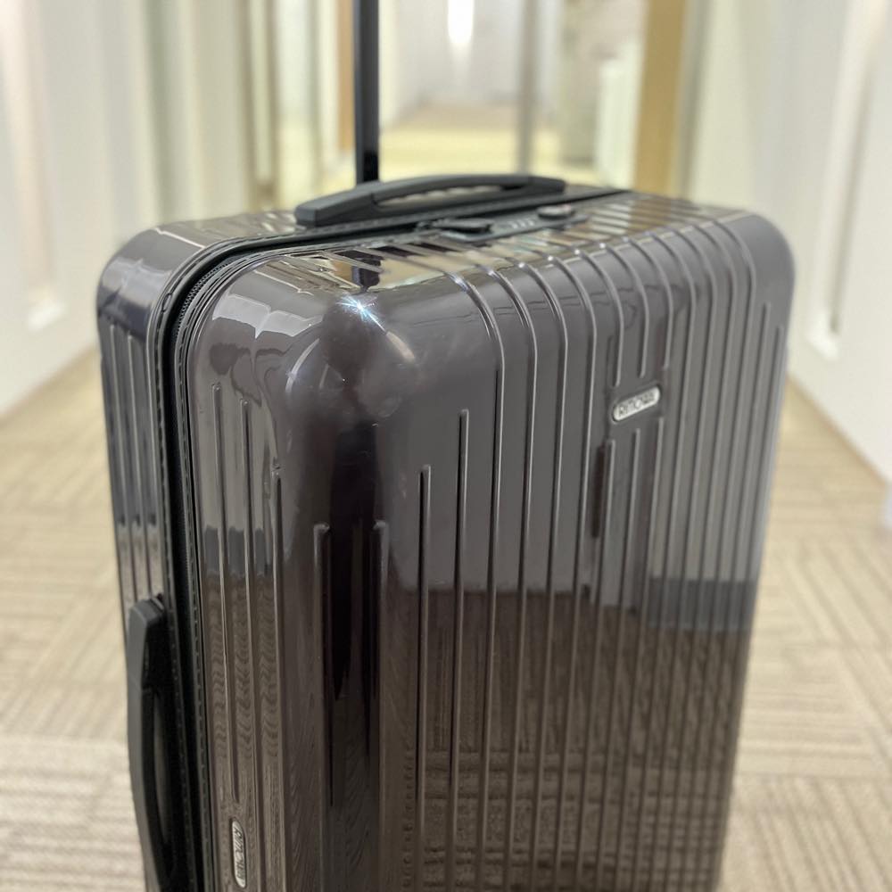 リモワ サルサエアー 820.90 63リットル 中古商品 4輪