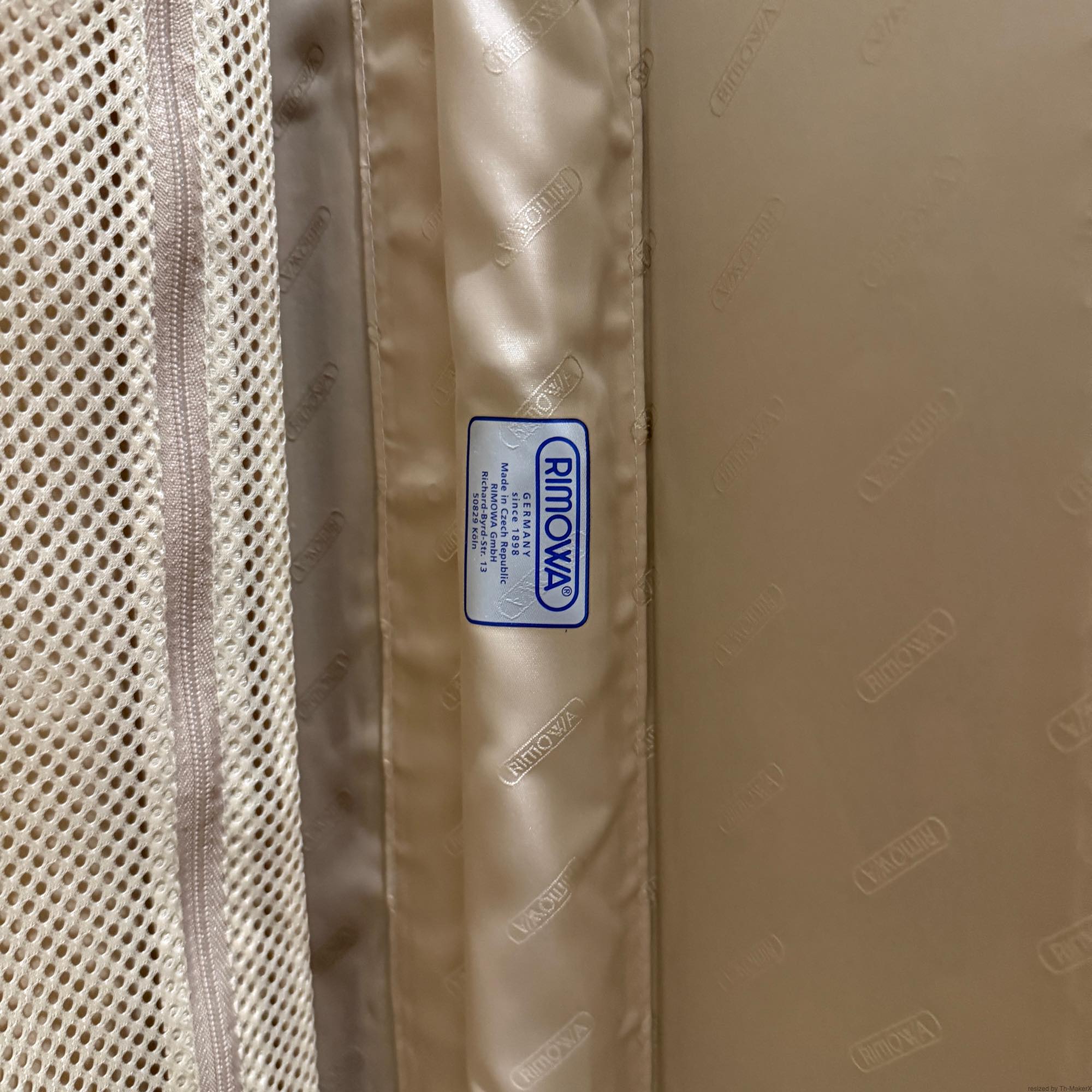 リモワ サルサデラックス 3Suiter 830.80.33.4 中古美品 128リットル 4輪