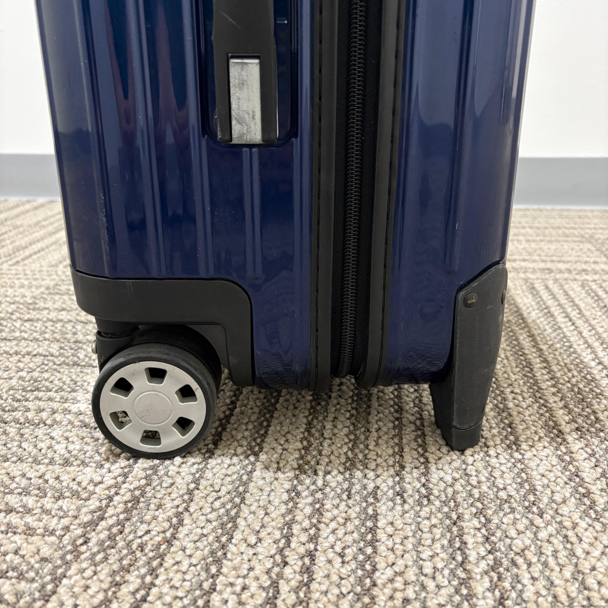 リモワ タンゴ 831.52 中古美品 35リットル 2輪
