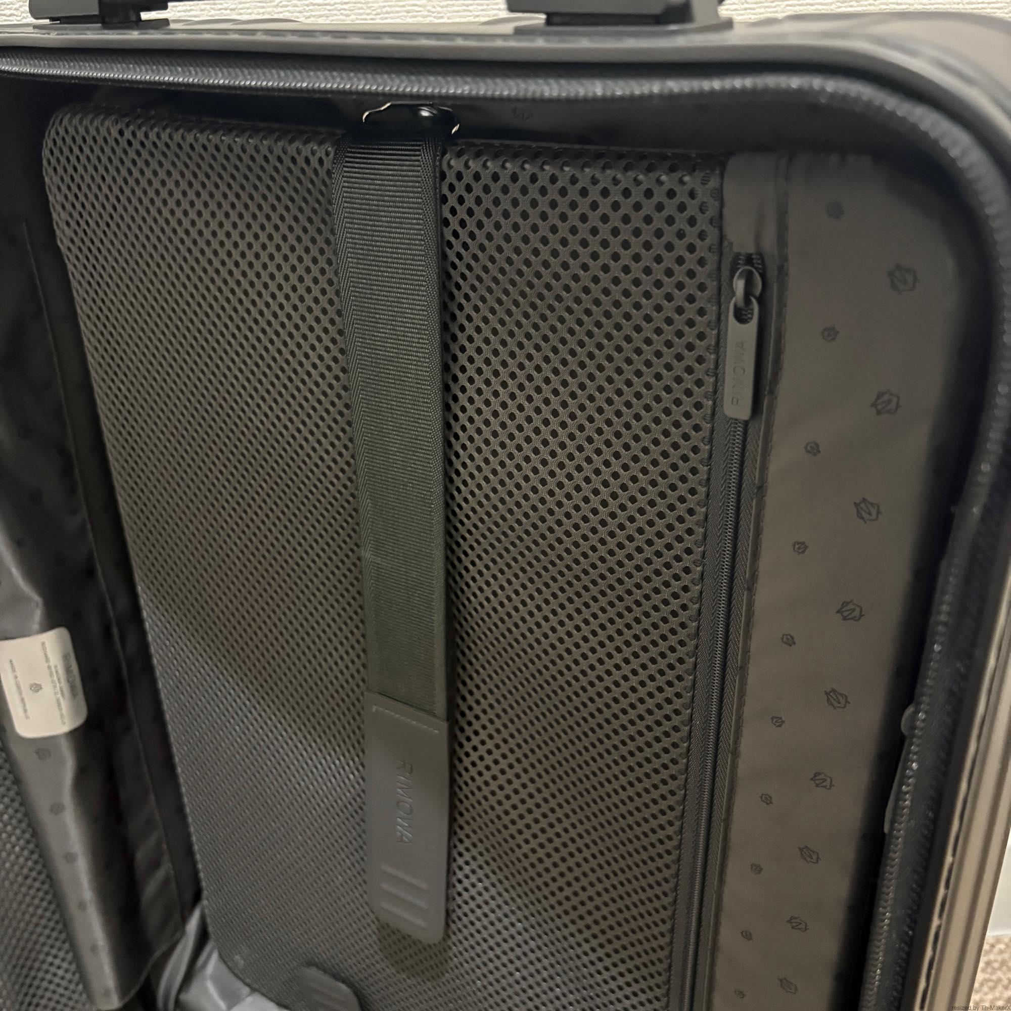 リモワ エッセンシャル 832.52.63.1 キャビンS 34L 中古美品 マットブラック