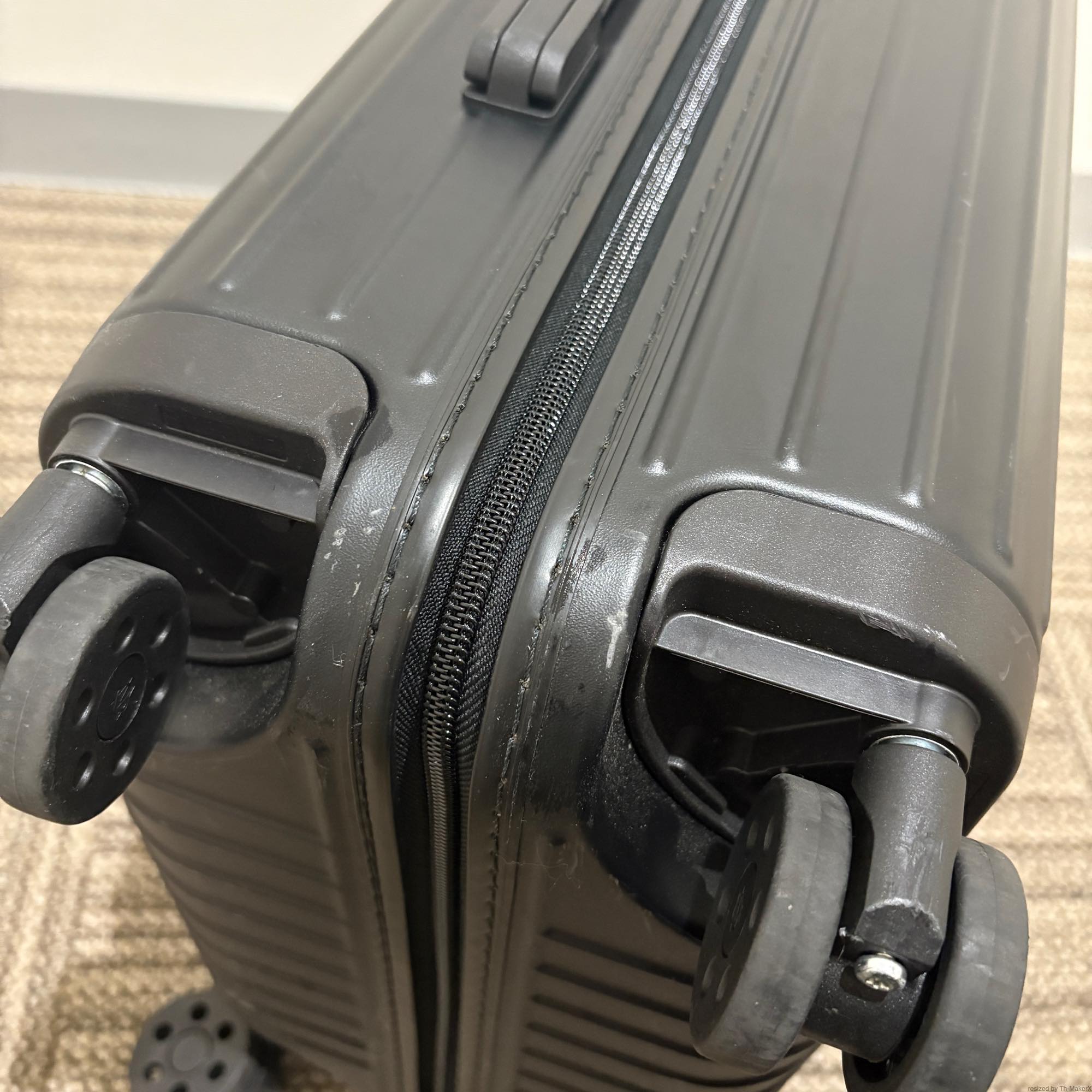 リモワ エッセンシャル 832.52.63.1 キャビンS 34L 中古美品 マットブラック