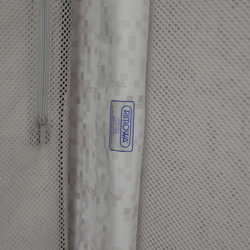 リモワ サルサ 844.63 中古美品 64リットル 4輪