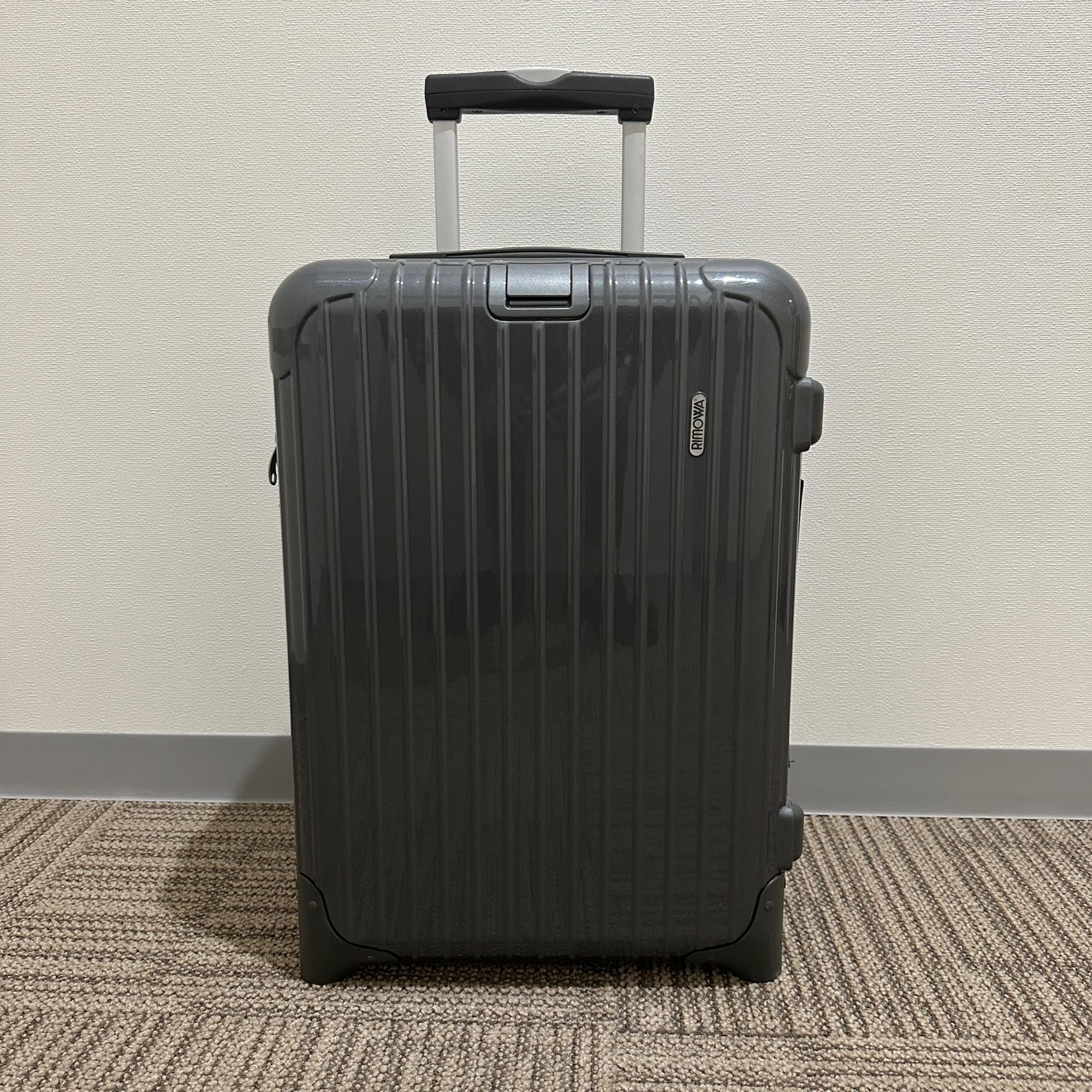 リモワ サルサデラックス 854.52 33リットル 中古美品 2輪
