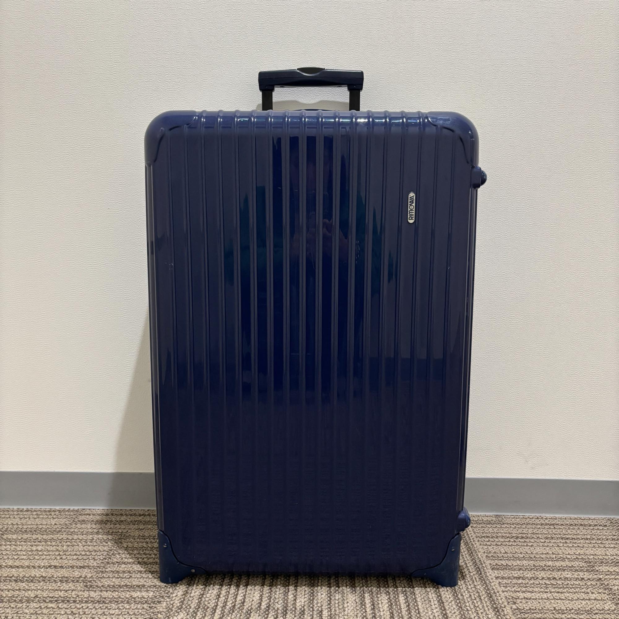 リモワ エッセンシャル(サルサ) 中古美品 857.70 82リットル 2輪
