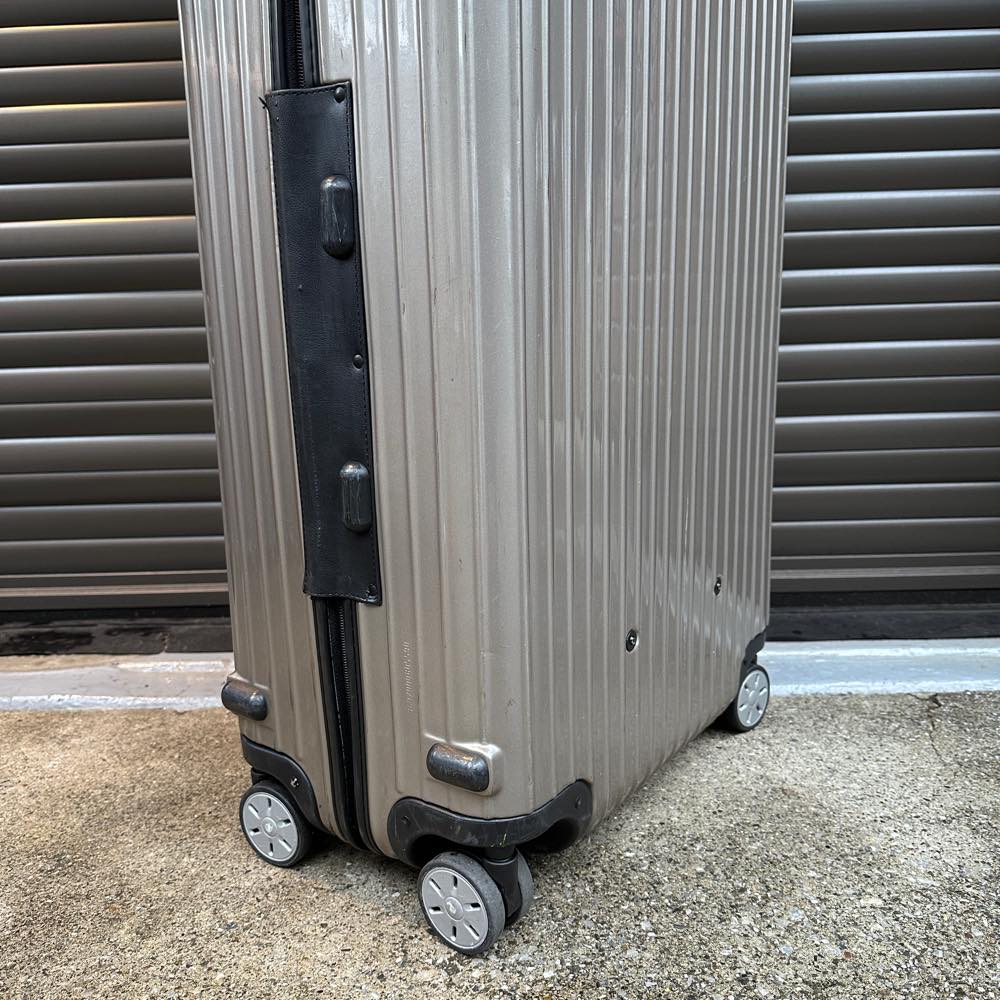 リモワ サルサ 869.70 82リットル 中古商品 4輪