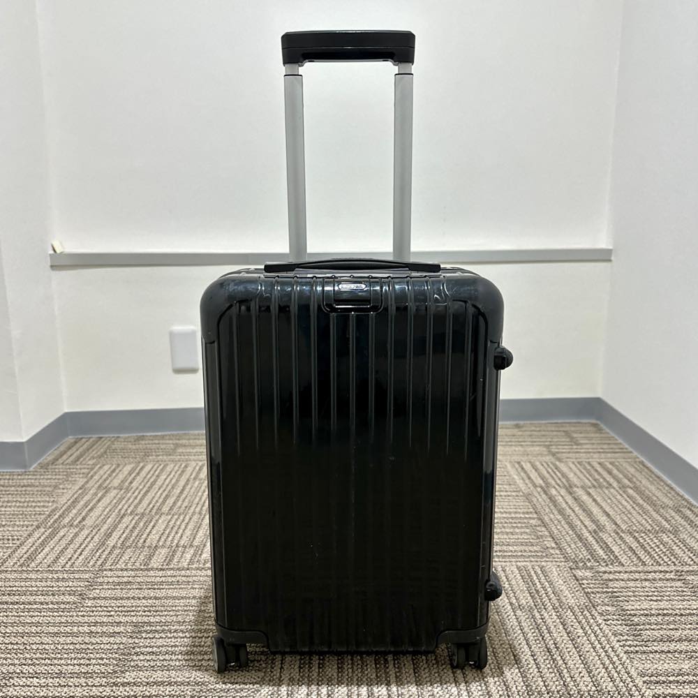 リモワ サルサデラックス 870.52 新古品 32リットル 4輪
