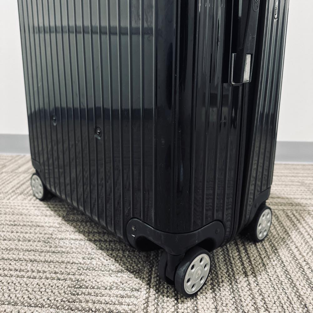 リモワ サルサデラックス 870.73 中古商品 98リットル 4輪