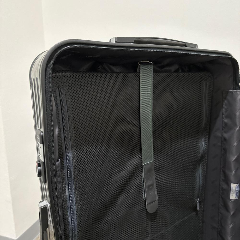 リモワ サルサデラックス 870.73 中古商品 98リットル 4輪