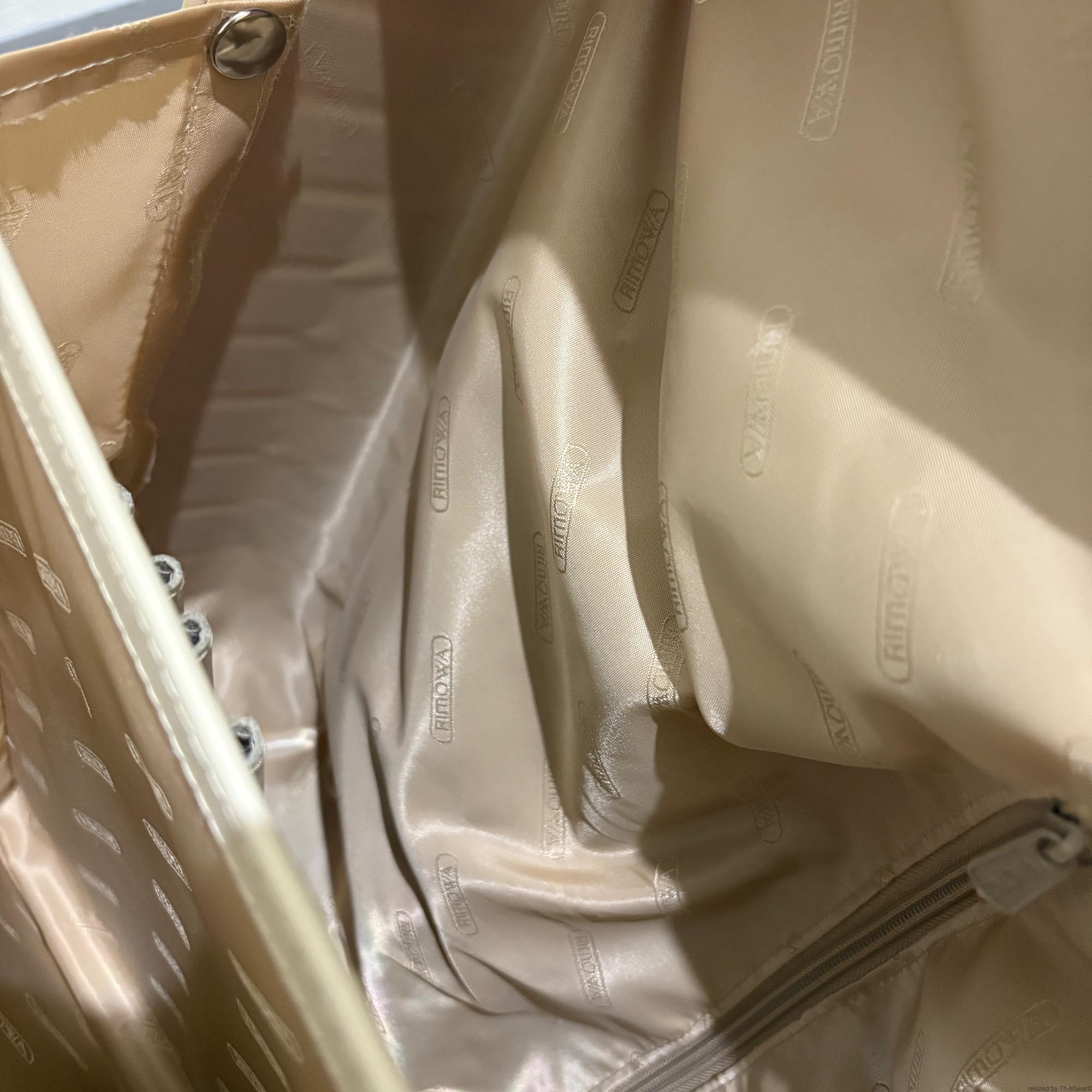 リモワ サルサ デラックス 873.40 29リットル 中古美品 4輪